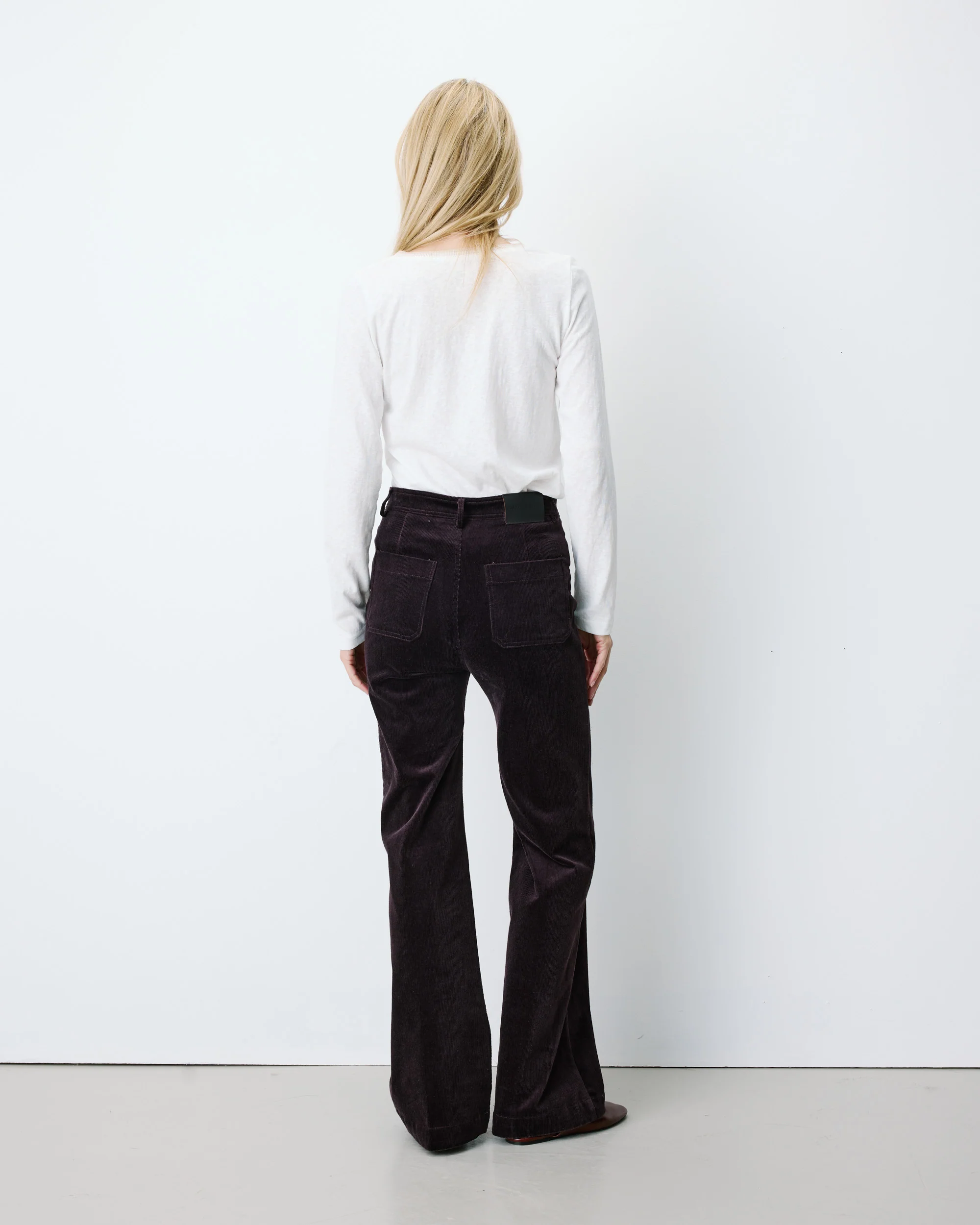 Grace & Mila Alban Damen Cordhose mit aufgesetzten Taschen in Aubergine 