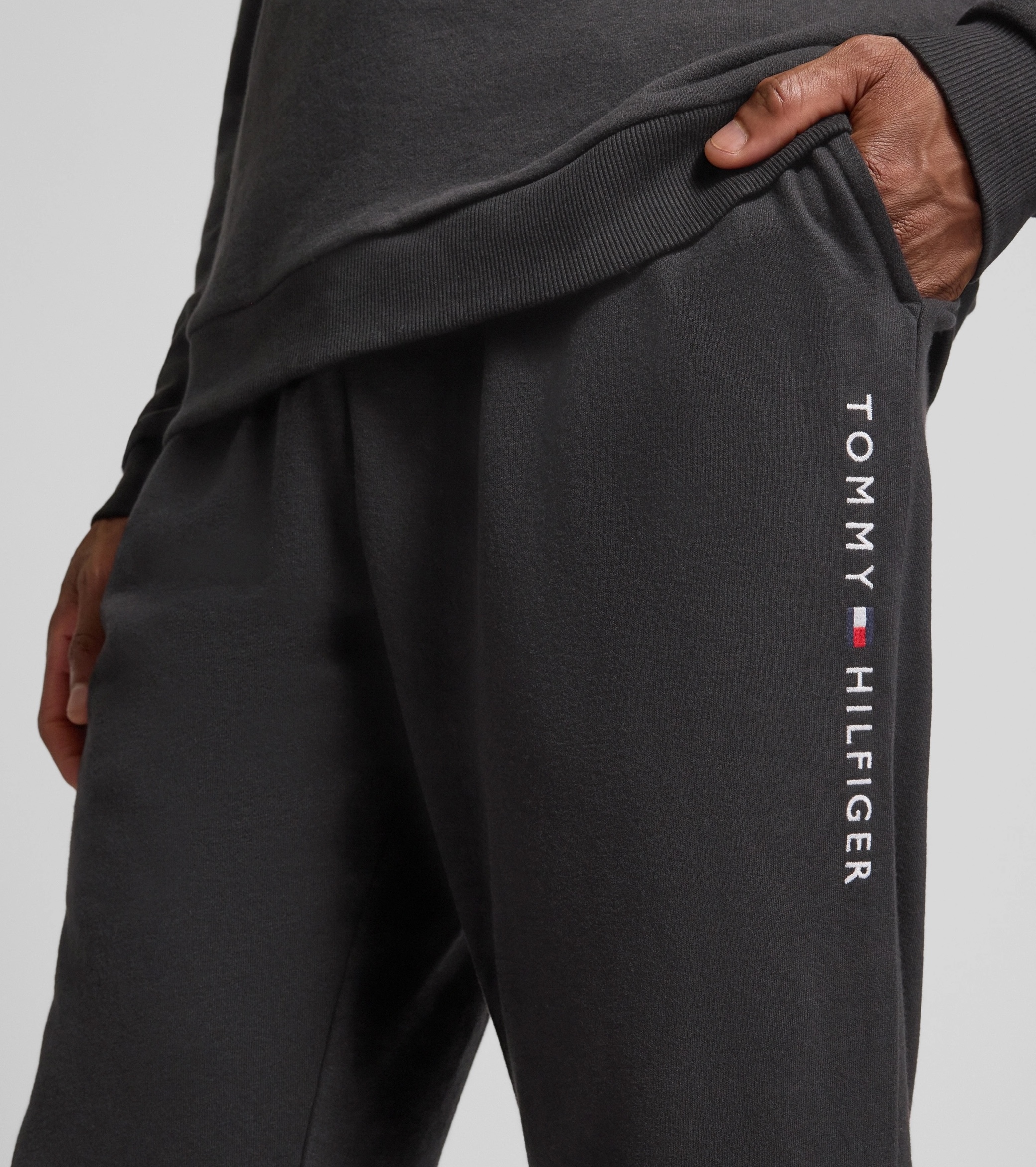 Tommy Hilfiger Herren Track Pants in Schwarz Tommy Hilfiger Herren Track Pants in Schwarz