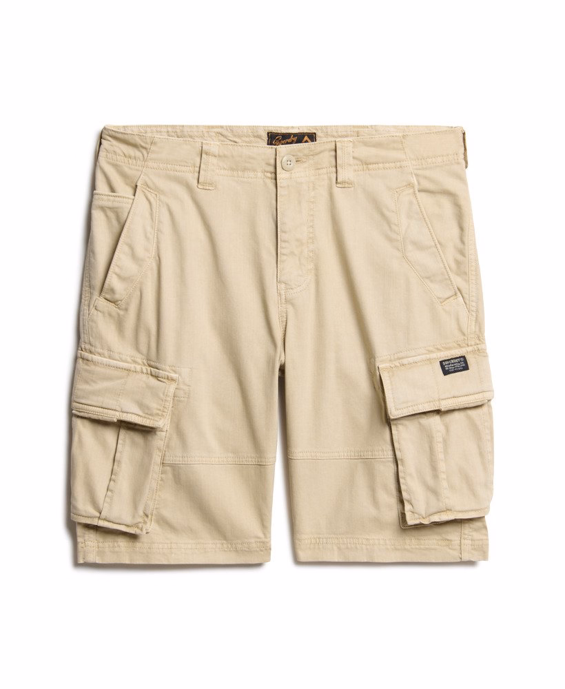 Superdry Herren Core Cargo Shorts in Sand Beige Superdry Herren Core Cargo Shorts in Sand Beige