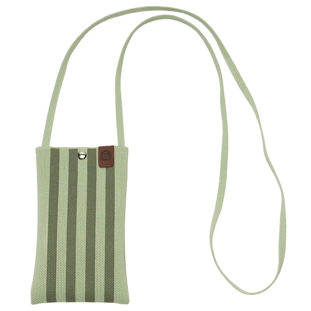 LOT83 Charlie Gestrickte Handytasche mit Druckknopf - Oliv & Grün Gestreift LOT83 Charlie Gestrickte Handytasche mit Druckknopf - Oliv & Grün Gestreift