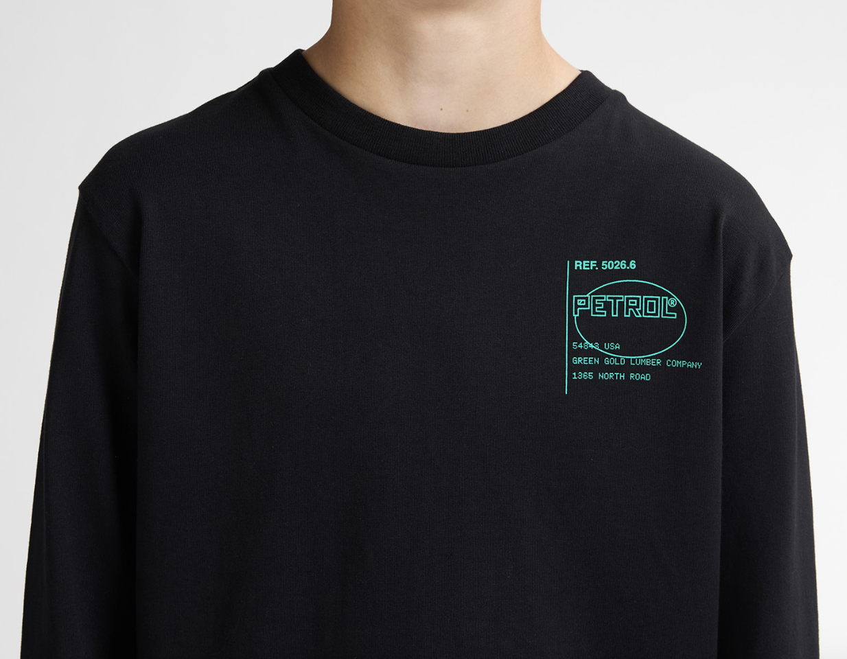 Perol Industries Jungs Langarmshirt in Schwarz mit Backprint Perol Industries Jungs Langarmshirt in Schwarz mit Backprint