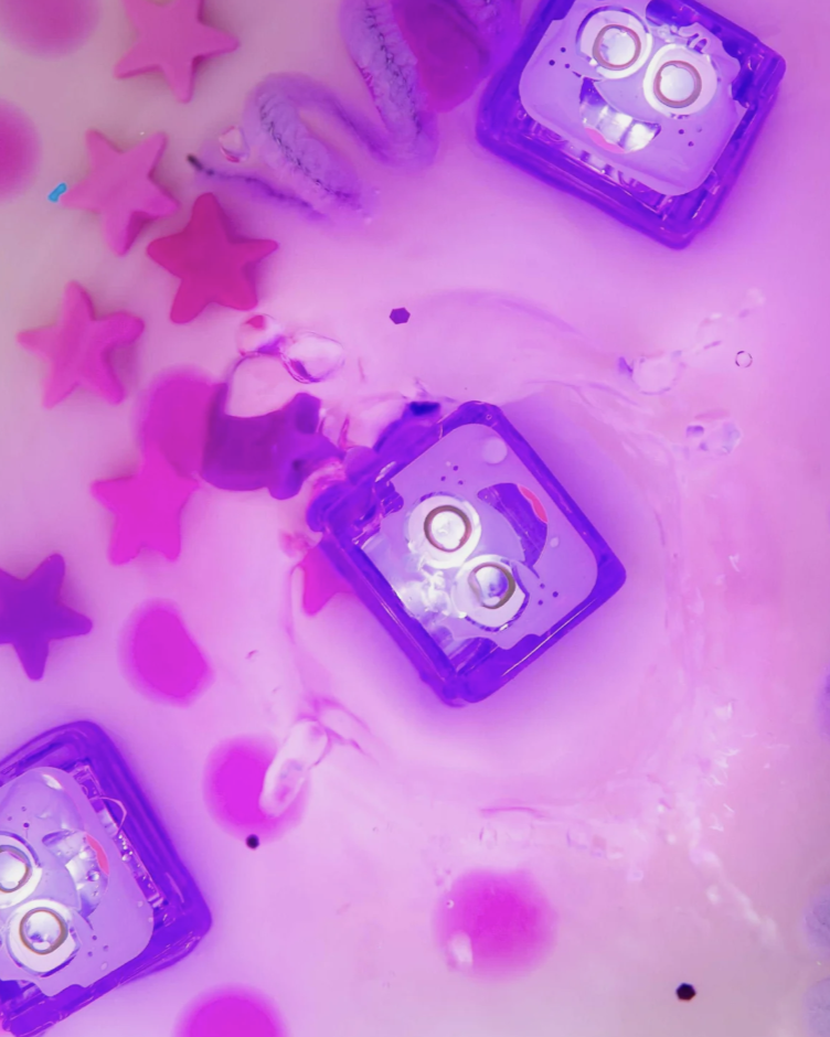 Glo Pals Leuchtende Badewürfel - 4 Stück - Lila