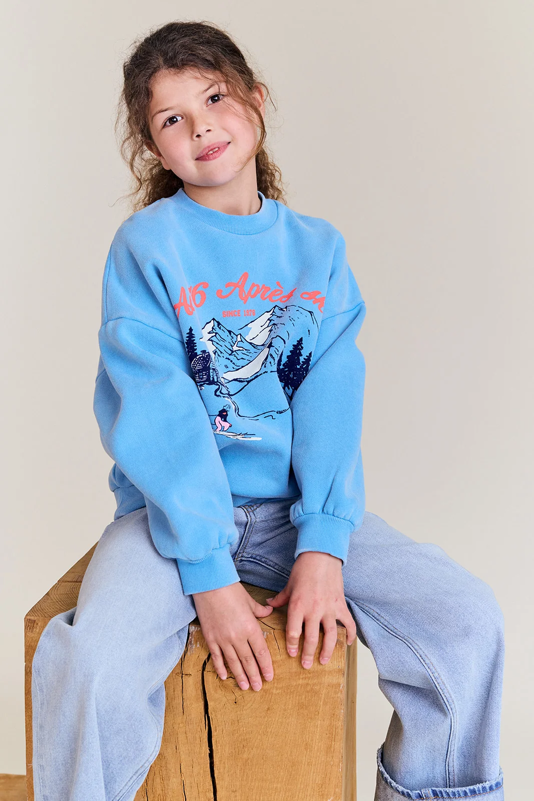 AO76 Violetta Sweatshirt in Sky Blau - Après Ski Bergen