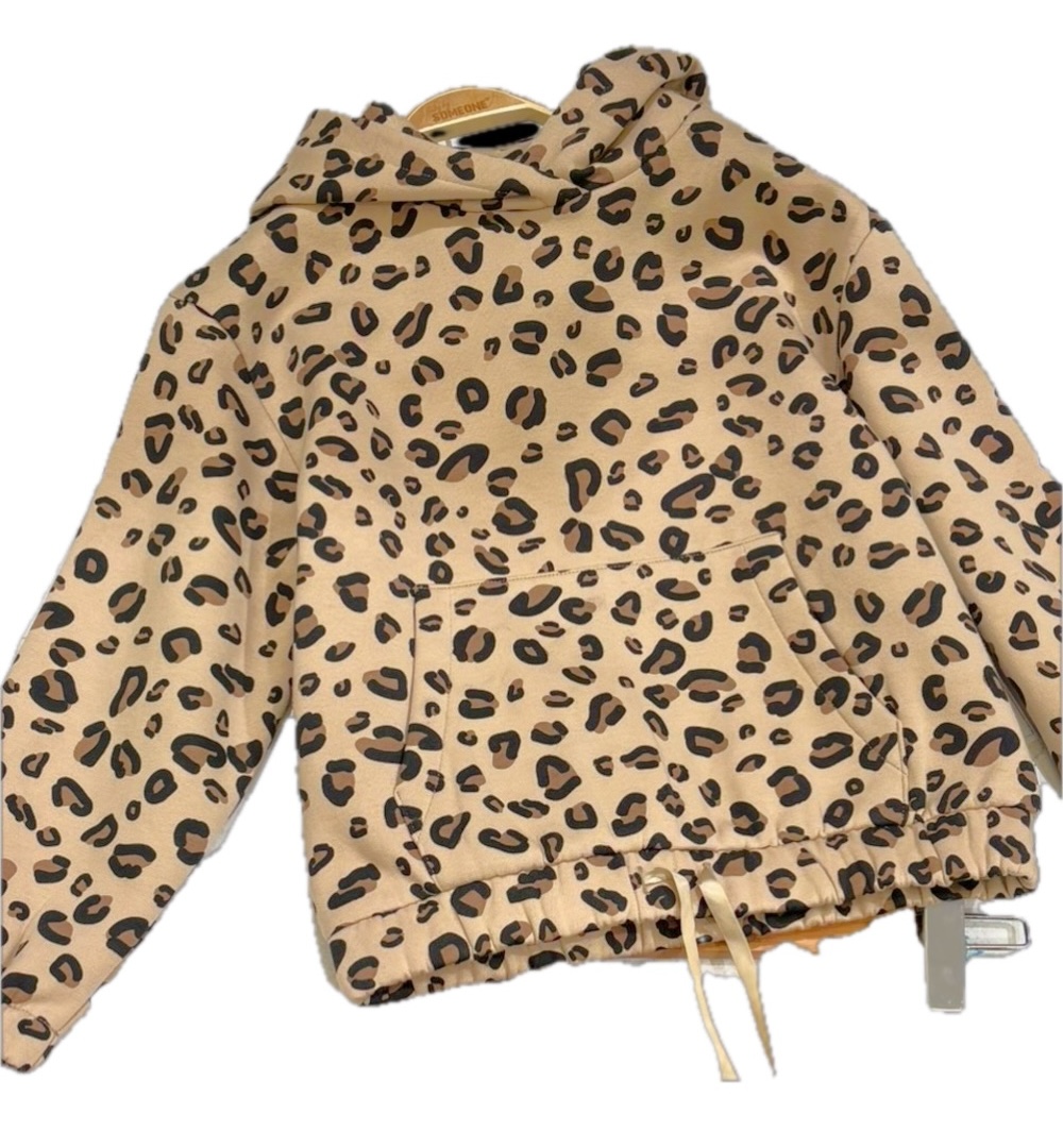 Someone Nina Hoodie Sweatshirt Leo Someone Nina Hoodie Sweatshirt Leo