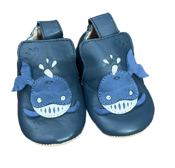 Easy Peasy Leder Krabbelschuhe - My BLUBLU Tigrou Hausschuh in Blau- Wal Easy Peasy Leder Krabbelschuhe - My BLUBLU Tigrou Hausschuh in Blau- Wal