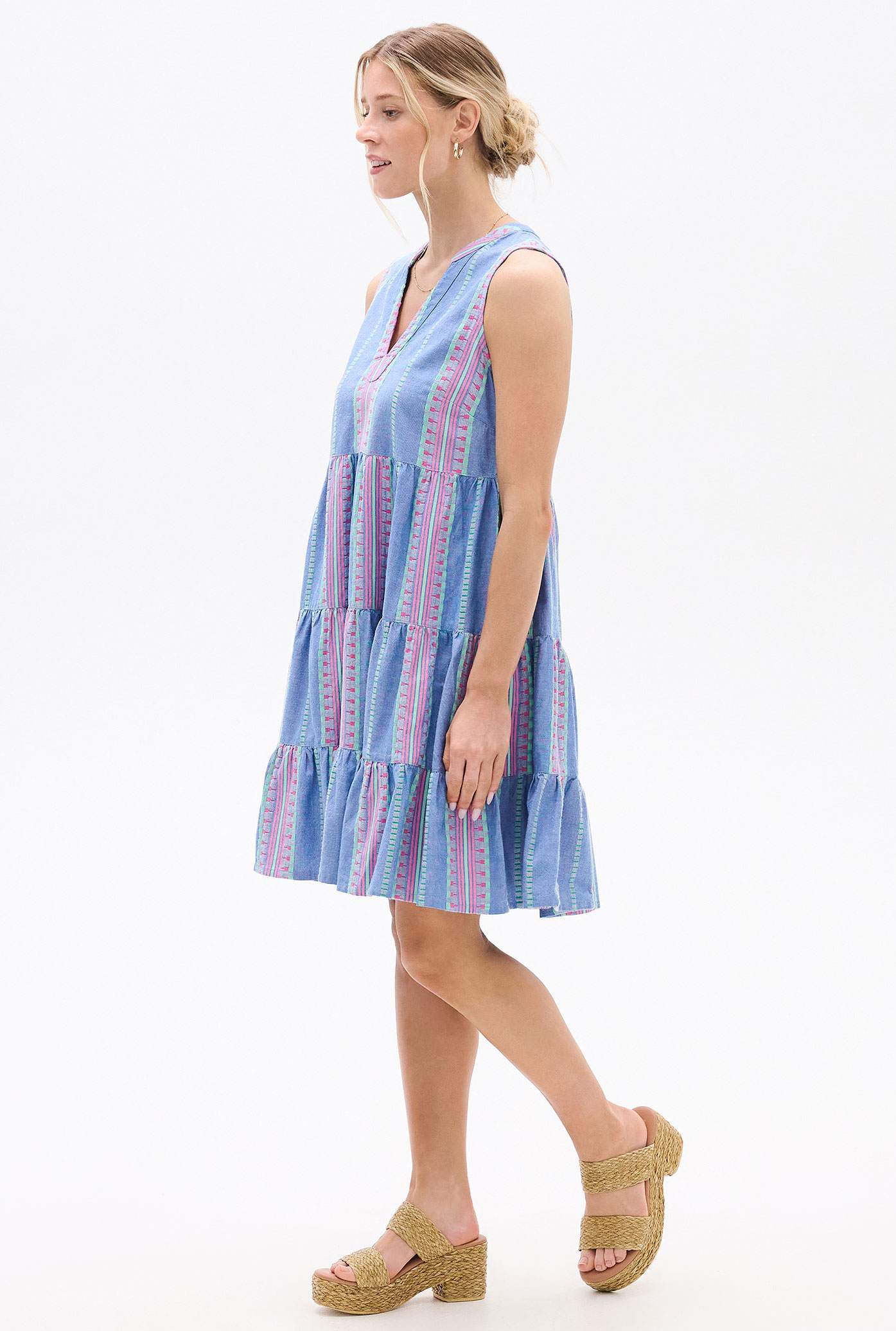 Hatley Savannah Kleid Hellblau Chambray mit Neon Streifen Gestickt Hatley Savannah Kleid Hellblau Chambray mit Neon Streifen Gestickt