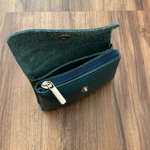 image19 BFF Soft Leder Geldbeutel in Evergreen Grün - Klein