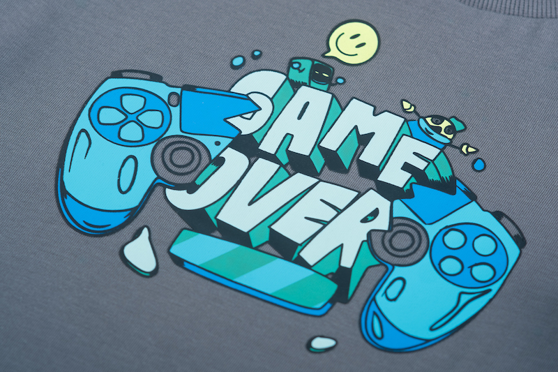 Someone Grafit kurzarm T-Shirt in Grau - Game Over - SALE