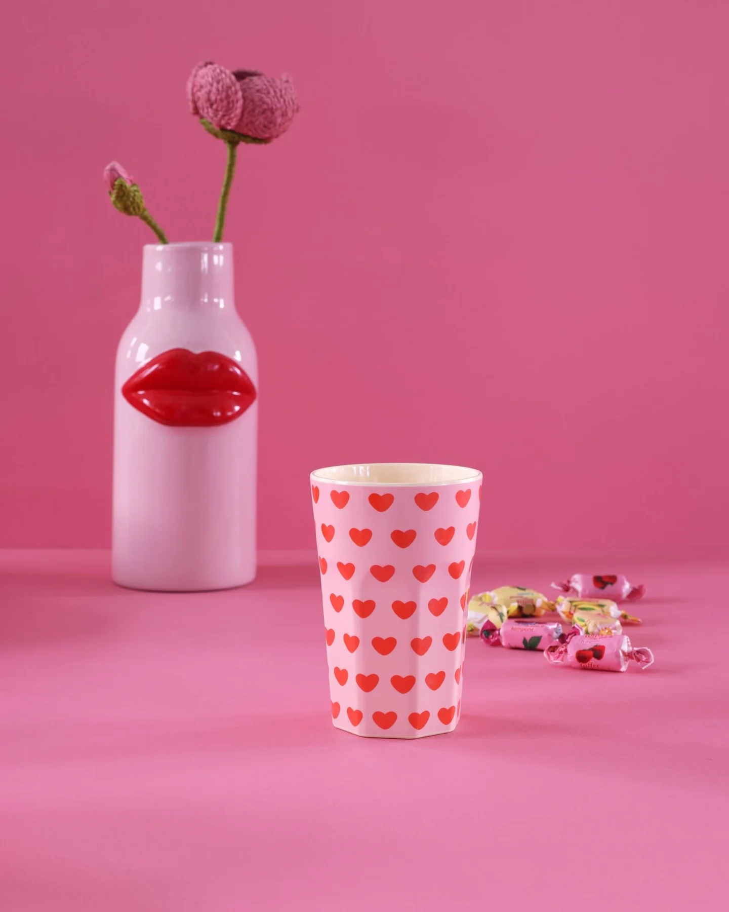 RICE Ceramic Vase mit Kussmund - groß