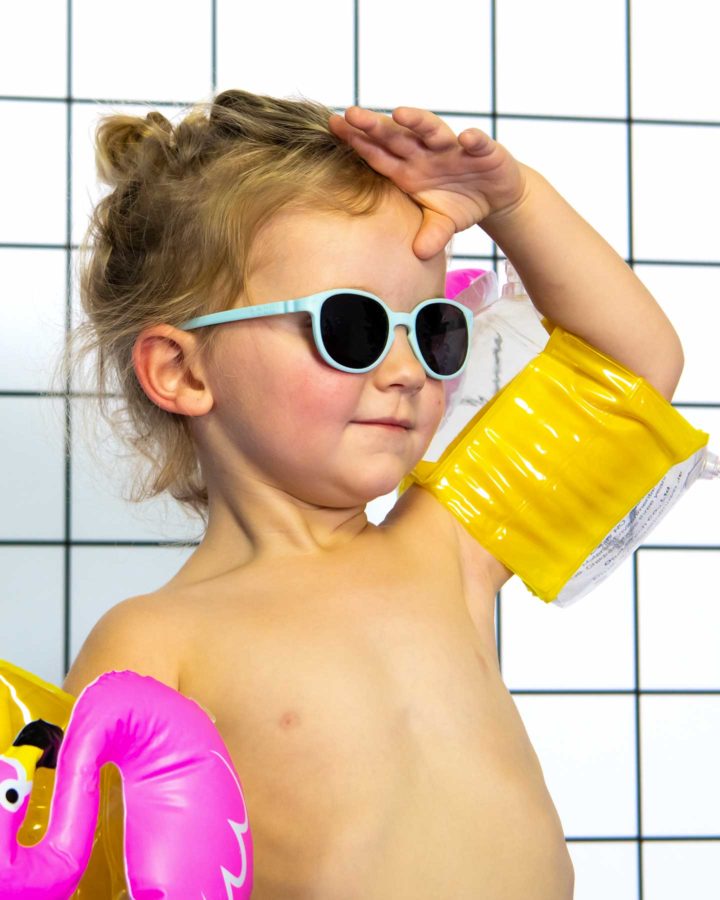 KiETLA Kinder-Sonnenbrille WAZZ (UV-Schutz 3) mit hellblauem Rahmen