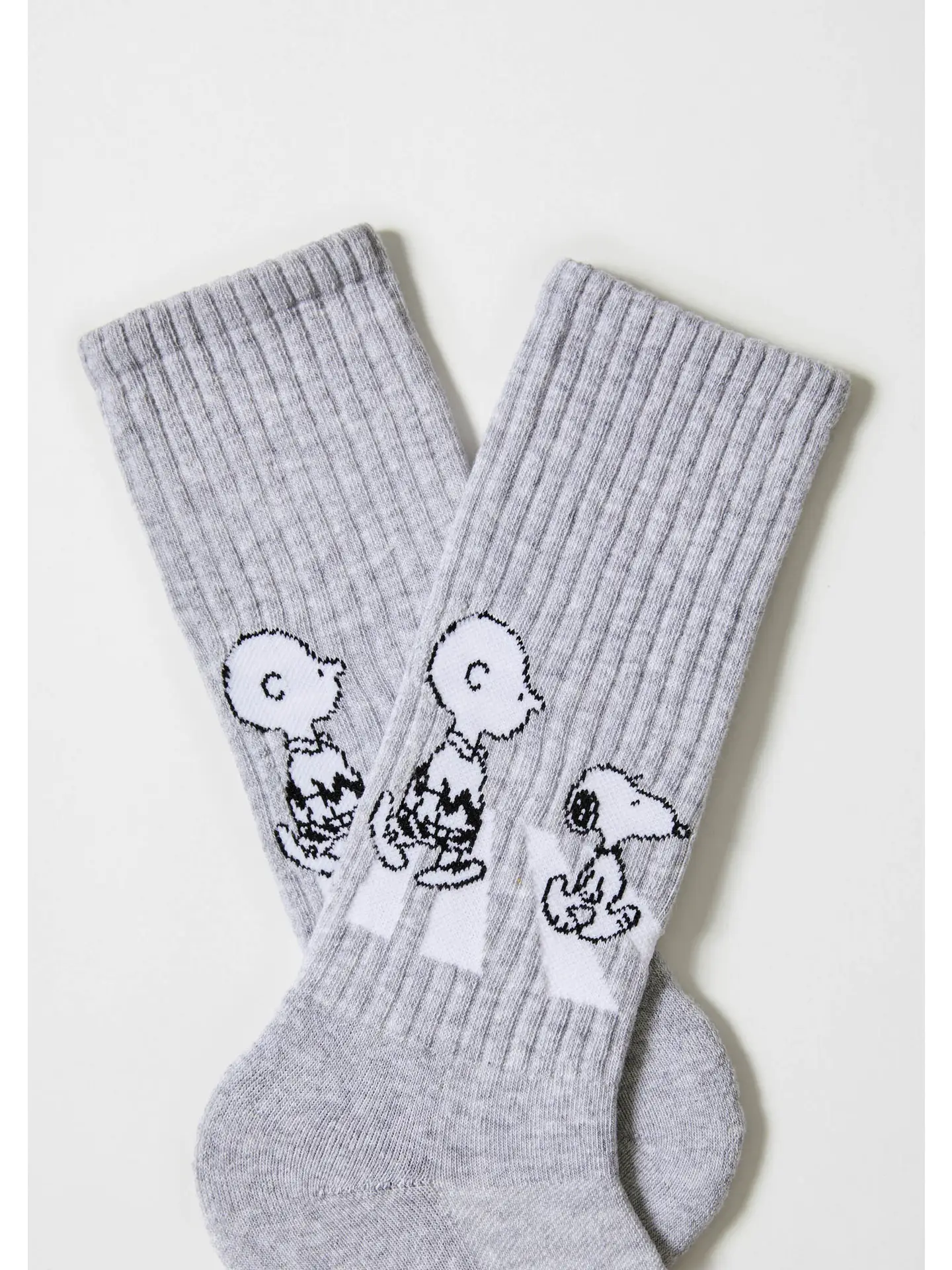besocks Peanuts BeSnoopy Walk Street - Bio-Baumwollsocken in Grau besocks Peanuts BeSnoopy Walk Street - Bio-Baumwollsocken in Grau