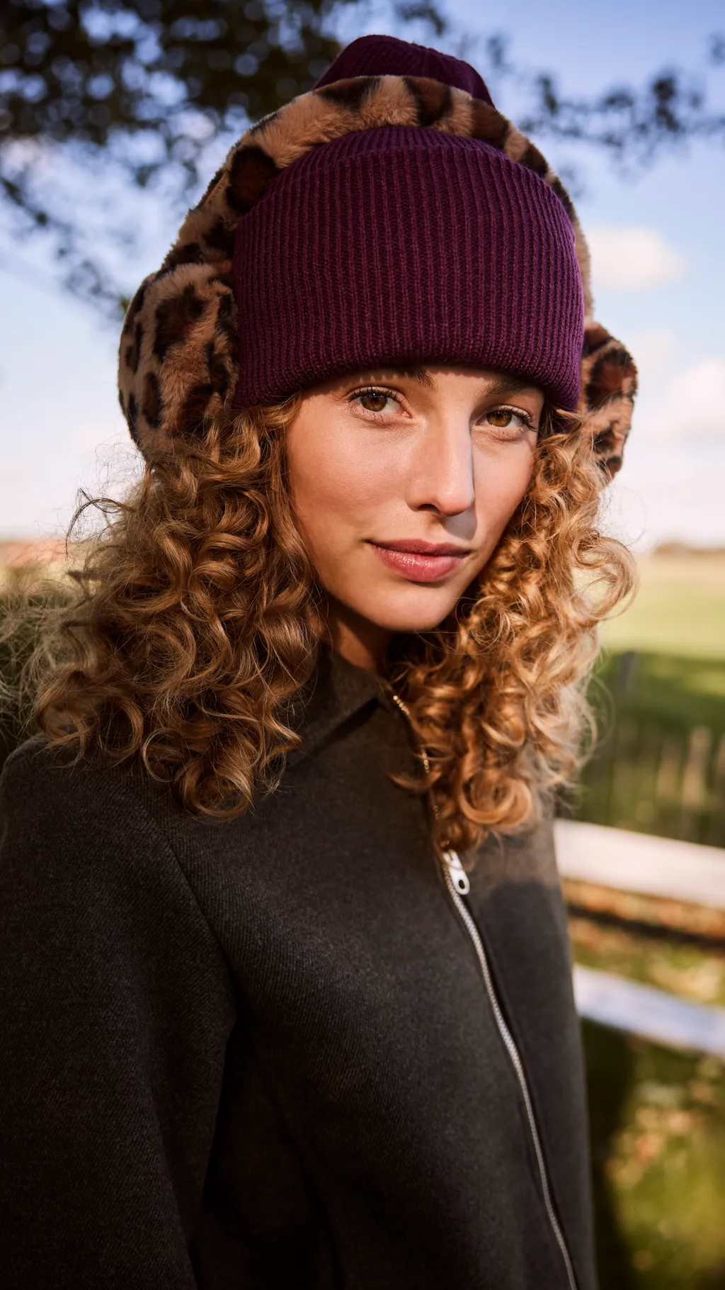 Barts Haveno Unisex Beanie mit Umschlag in Aubergine Barts Haveno Unisex Beanie mit Umschlag in Aubergine