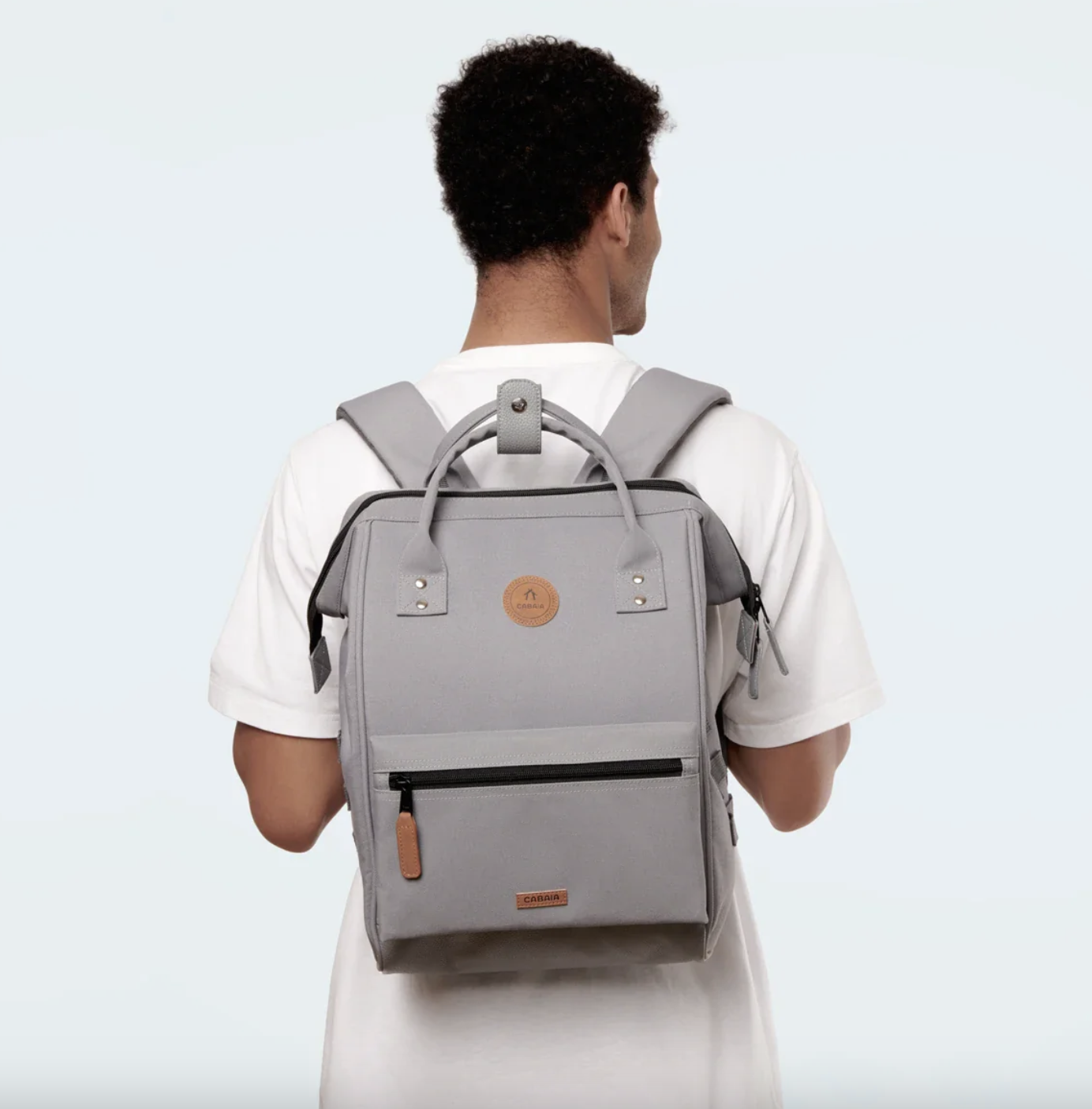 Cabaia ADVENTURER Rucksack Medium POITIERS - Grau