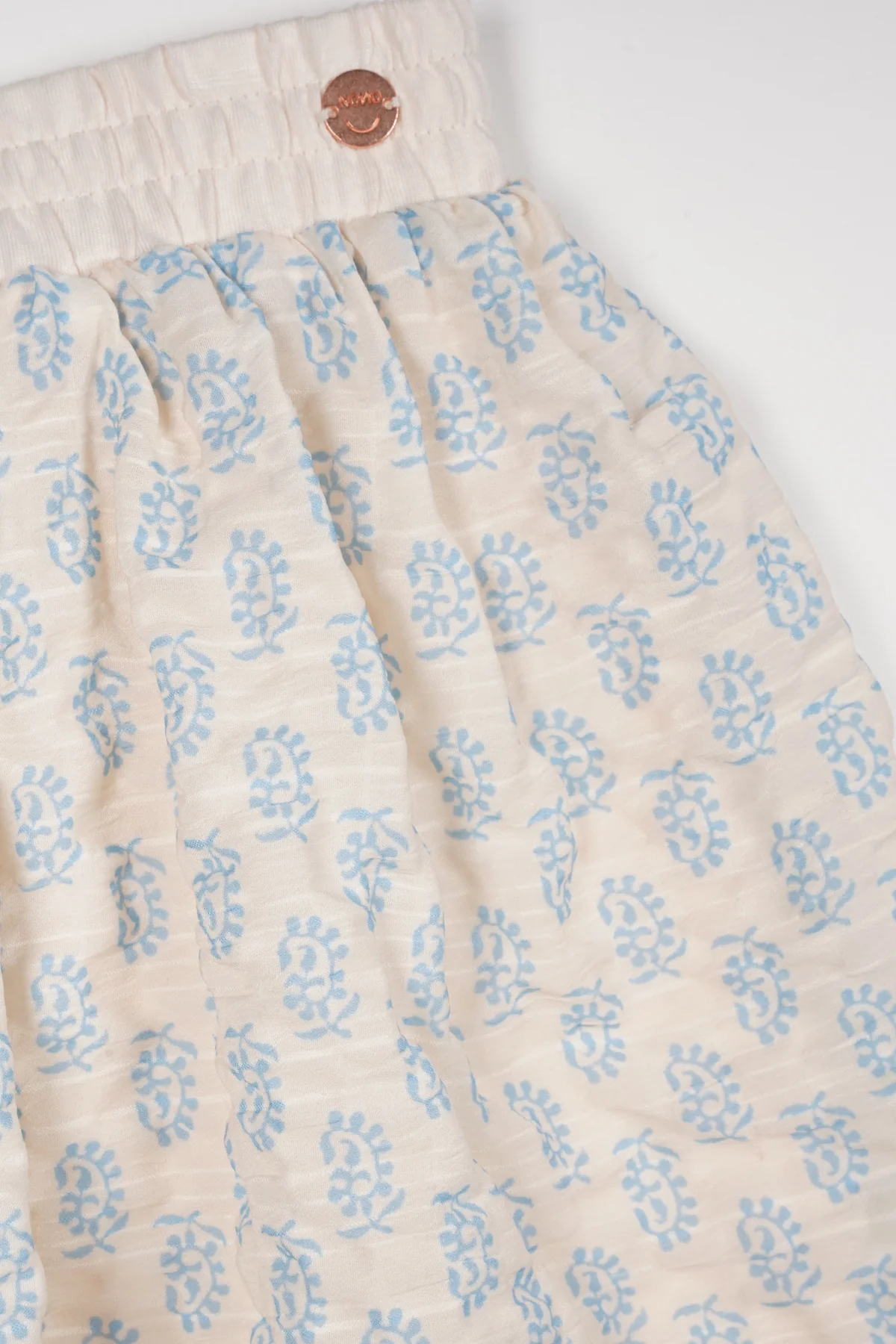 NONO Rock Elfenbein mit wunderschönes Design in Hellblau & Rosa - SALE