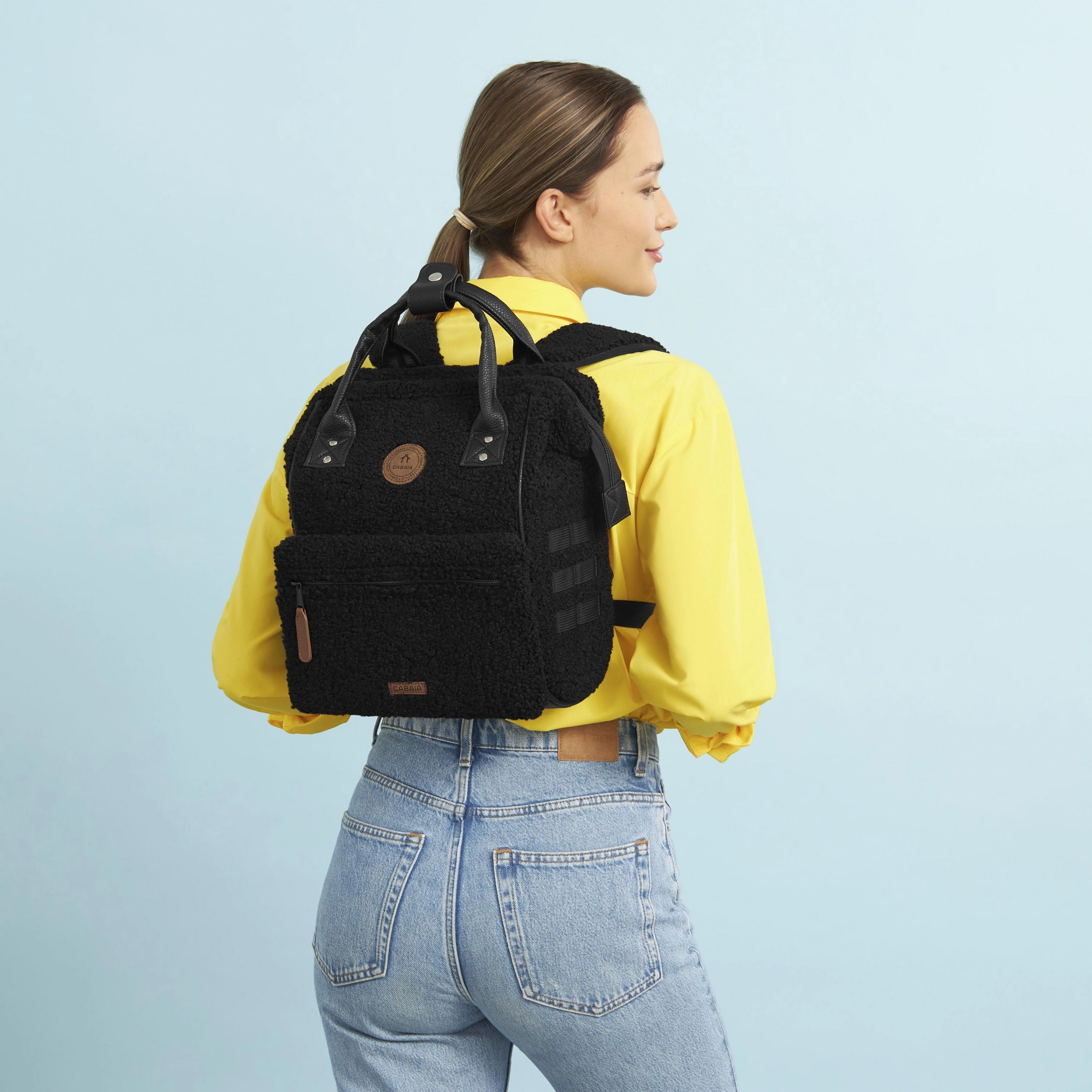 Cabaia Rucksack DHAKA Small mit Laptop-Fach - Teddy Schwarz Cabaia Rucksack DHAKA Small mit Laptop-Fach - Teddy Schwarz