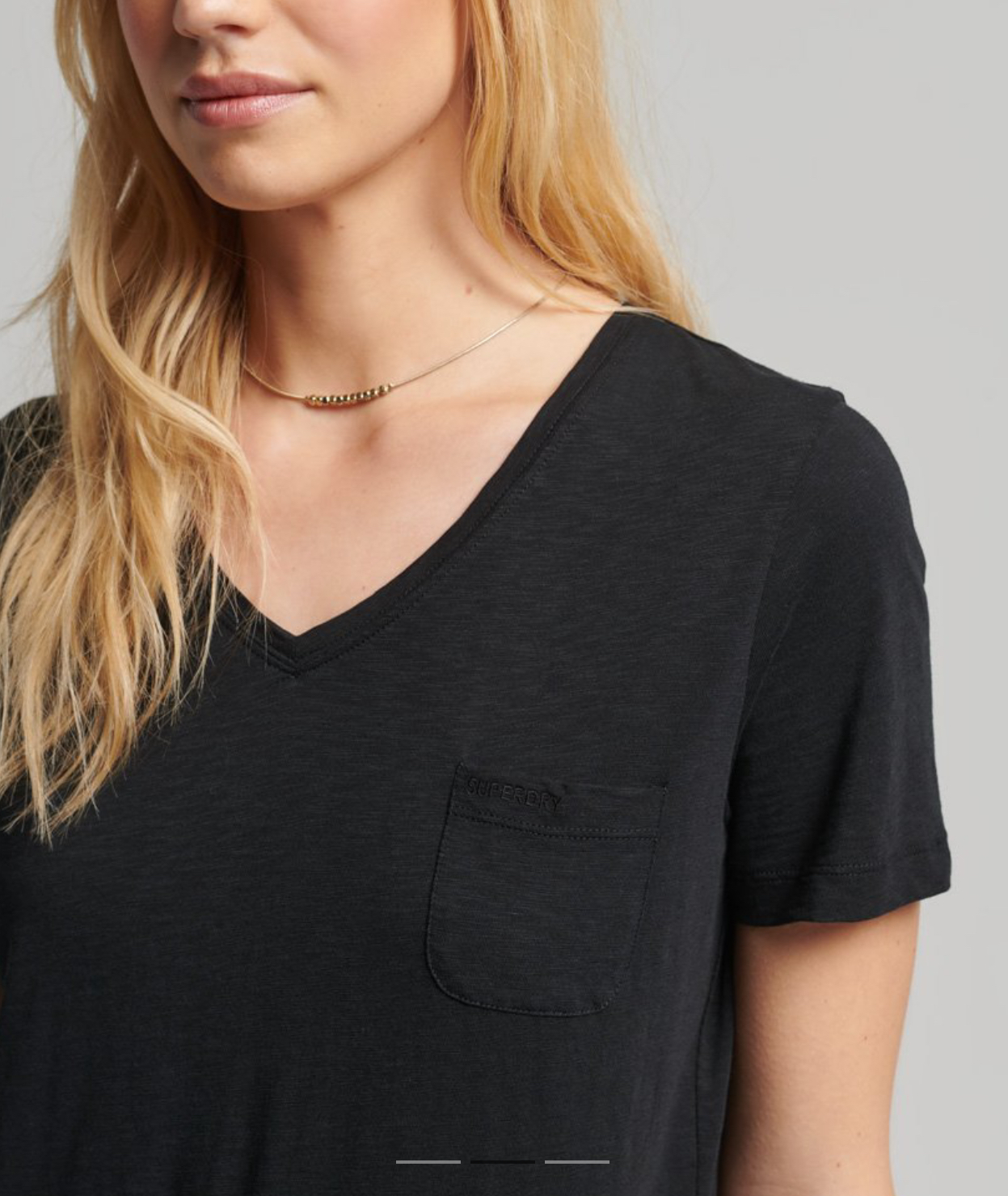 Superdry Damen T-Shirt - V-Ausschnitt Kurzarm in Schwarz
