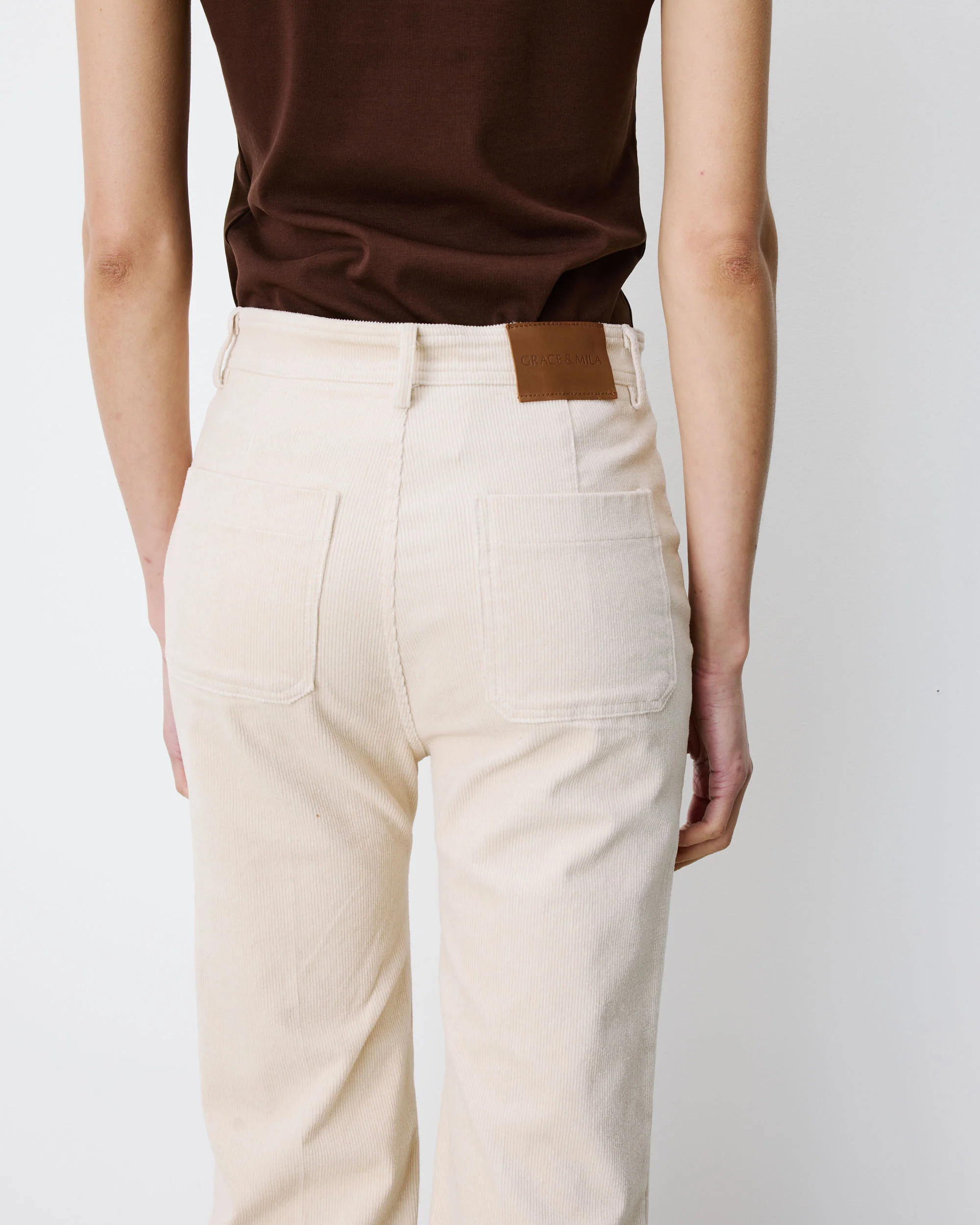 Grace & Mila Alban Damen Cordhose mit aufgesetzten Taschen in Ecru Creme Beige Grace & Mila Alban Damen Cordhose mit aufgesetzten Taschen in Ecru Creme Beige