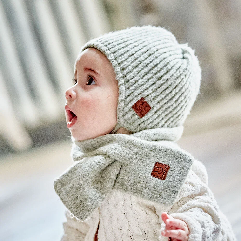 Maximo Baby Wintermütze Strickmütze Gerippt mit Bindeband - herbalmeliert Grün Maximo Baby Wintermütze Strickmütze Gerippt mit Bindeband - herbalmeliert Grün