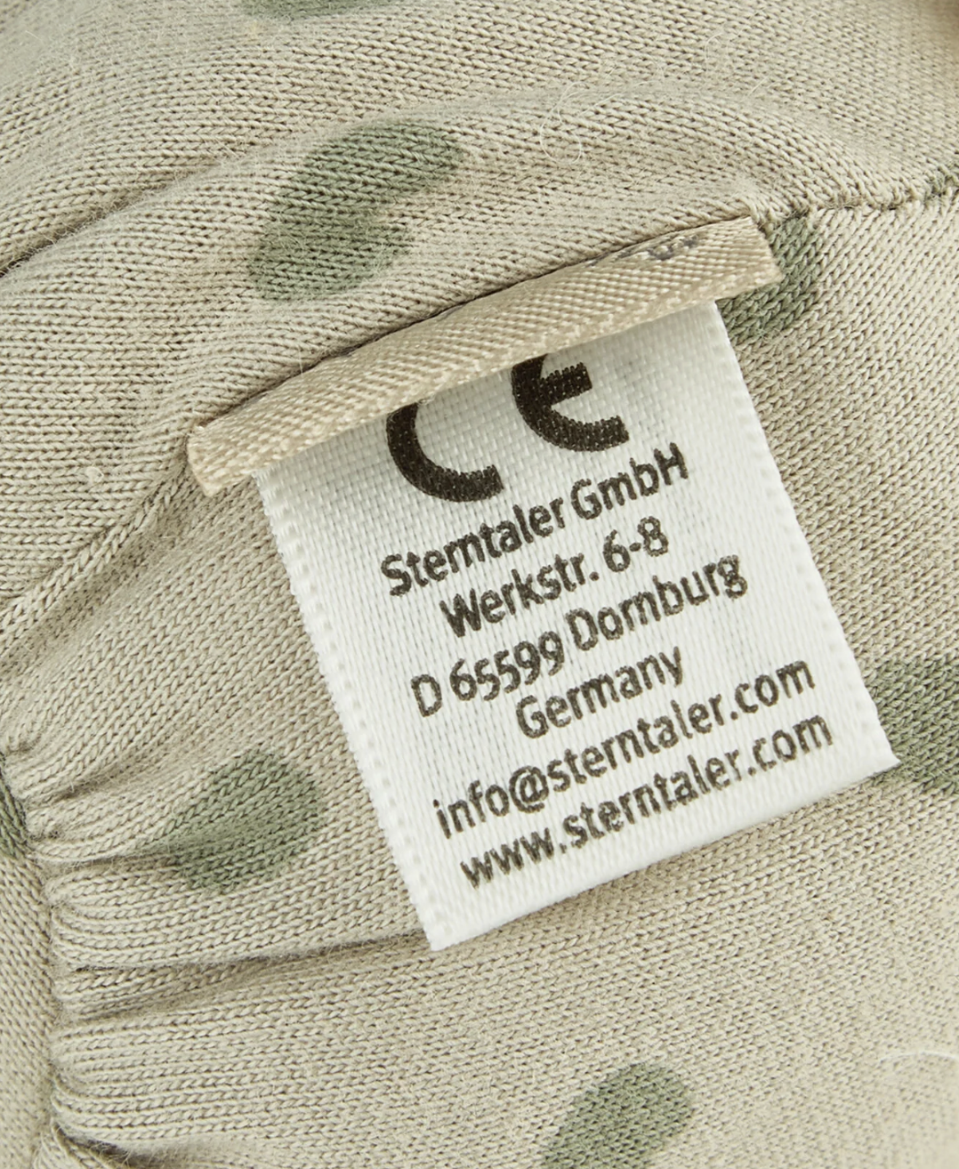 Sterntaler Knuddelsäckchen Löwe Leo mit Rassel und Knisterpapier Sterntaler Knuddelsäckchen Löwe Leo mit Rassel und Knisterpapier