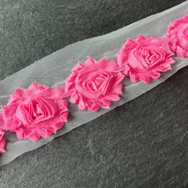 Wowzers Shabby Chic Stoffblume Blüte am Band - Pink - 3 Blumen 