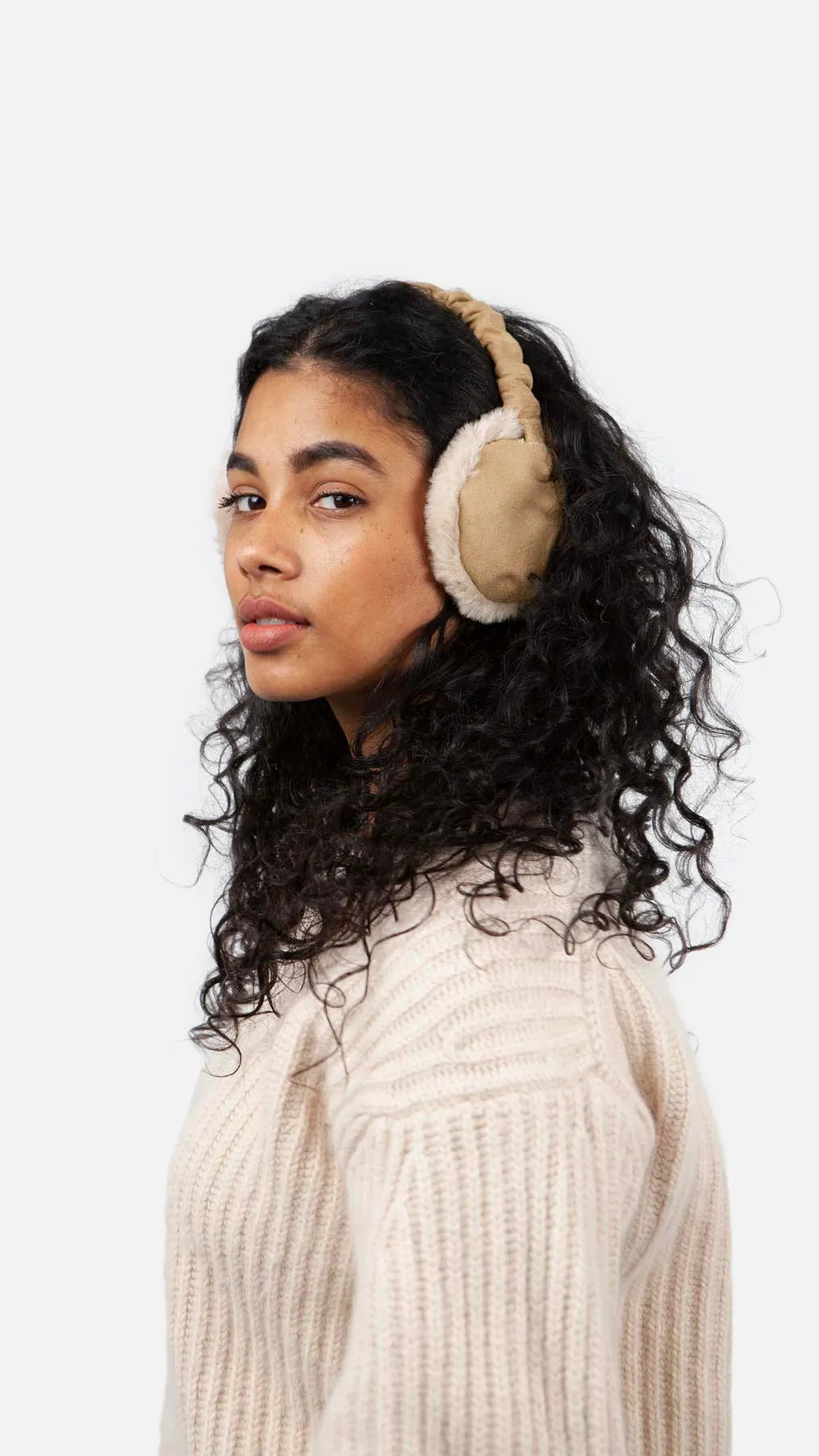 Barts Cookiedow Earmuffs Ohrwärmer in Sand Lammfell Look Barts Cookiedow Earmuffs Ohrwärmer in Sand Lammfell Look