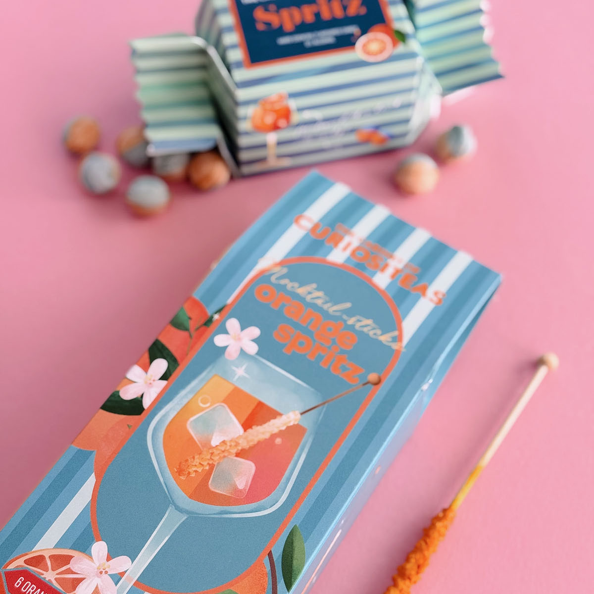 The Cabinet of CuriosiTeas Mocktail Box (6 Stück pro Packung) - Orange Spritz The Cabinet of CuriosiTeas Mocktail Box (6 Stück pro Packung) - Orange Spritz
