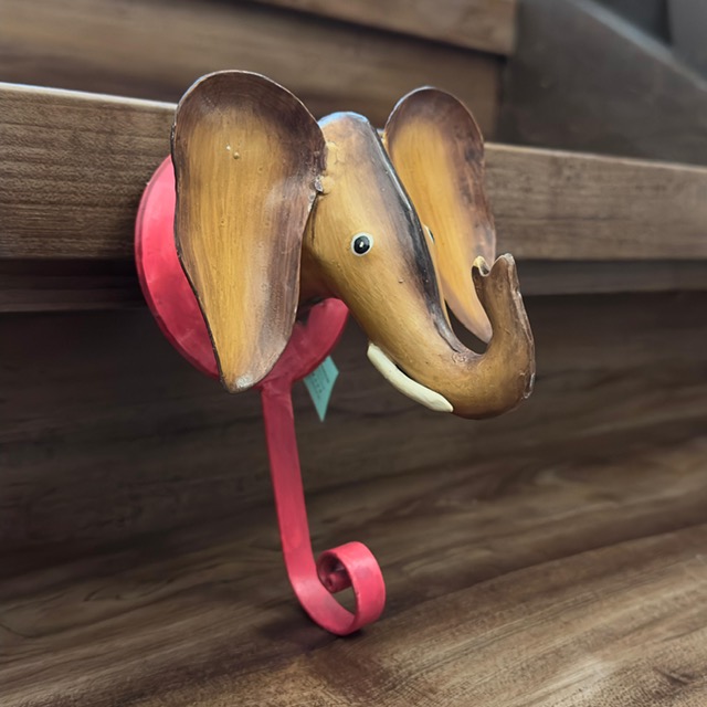 Pape Kunstgewerbe Wandhaken - Elefant auf Pink