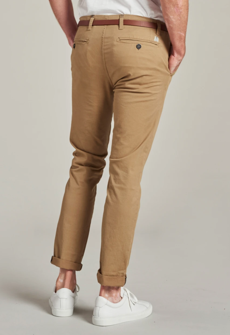 Bildschirmfoto-2021-12-10-um-12-18-14 Dstrezzed Presley Chino mit Gürtel - Khaki