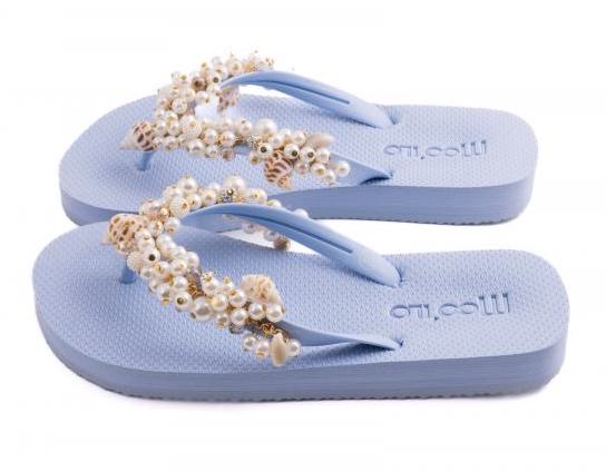Moo' Ilo Damen Flip Flops Lightblue Muscheln + Hellblau Neoprene Clutch Moo' Ilo Damen Flip Flops Lightblue Muscheln + Hellblau Neoprene Clutch
