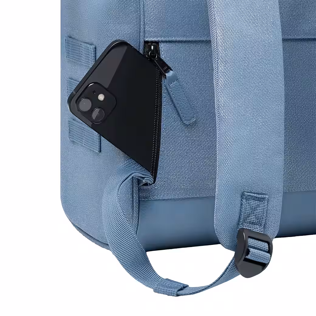 Cabaia Rucksack Davos Medium Adventurer (mit Laptop-Fach) - Puderblau Glitzer Cabaia Rucksack Davos Medium Adventurer (mit Laptop-Fach) - Puderblau Glitzer