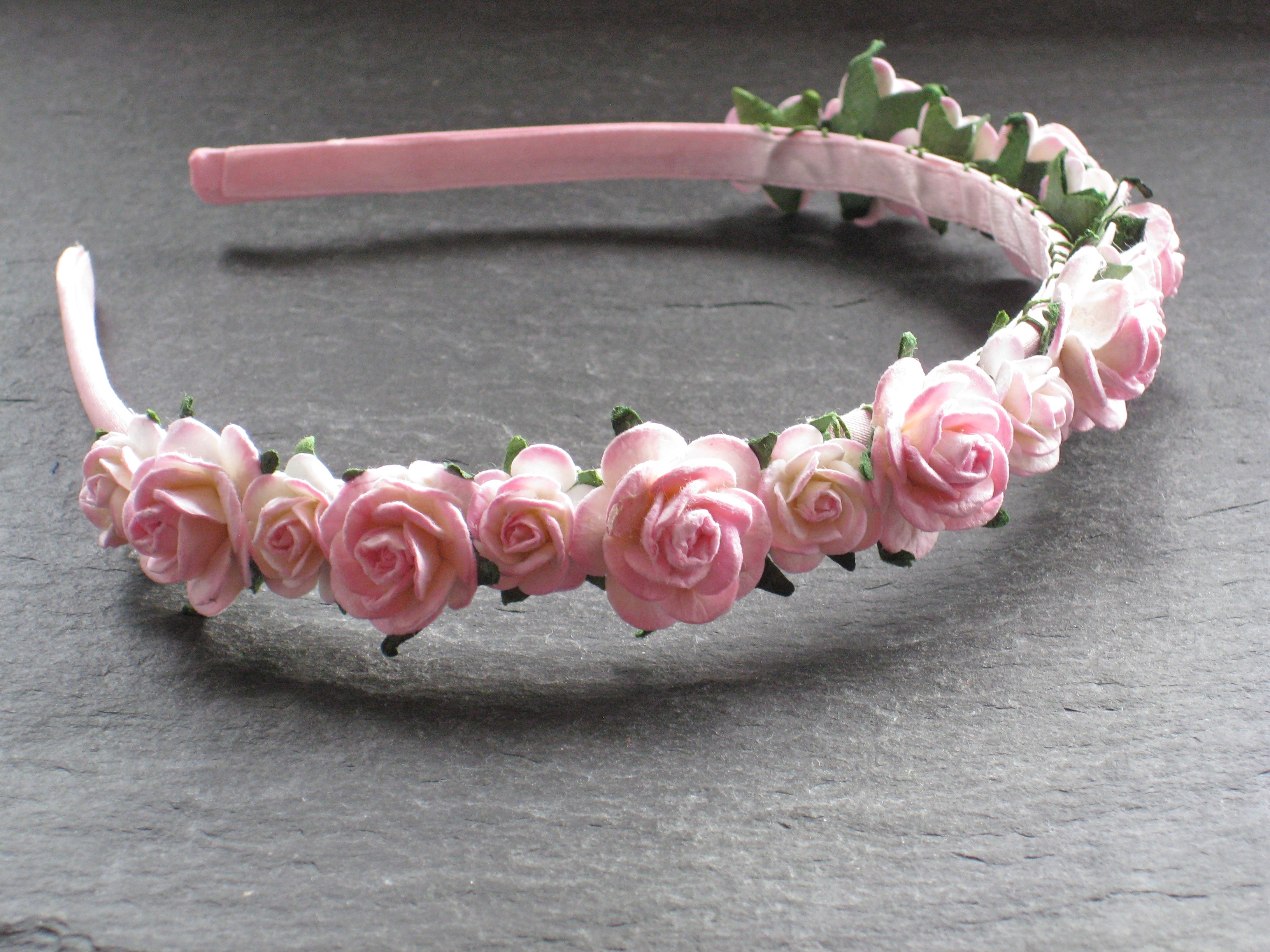 Wowzers Blütenkrone - Crown of Flowers - Handgefertigt - Kleine Blüten - Farbauswahl
