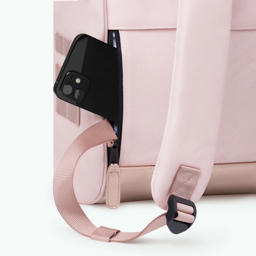 Cabaia Rucksack QUERETARO Small mit Laptop-Fach - Zartrosa & Gold Metallic Cabaia Rucksack QUERETARO Small mit Laptop-Fach - Zartrosa & Gold Metallic