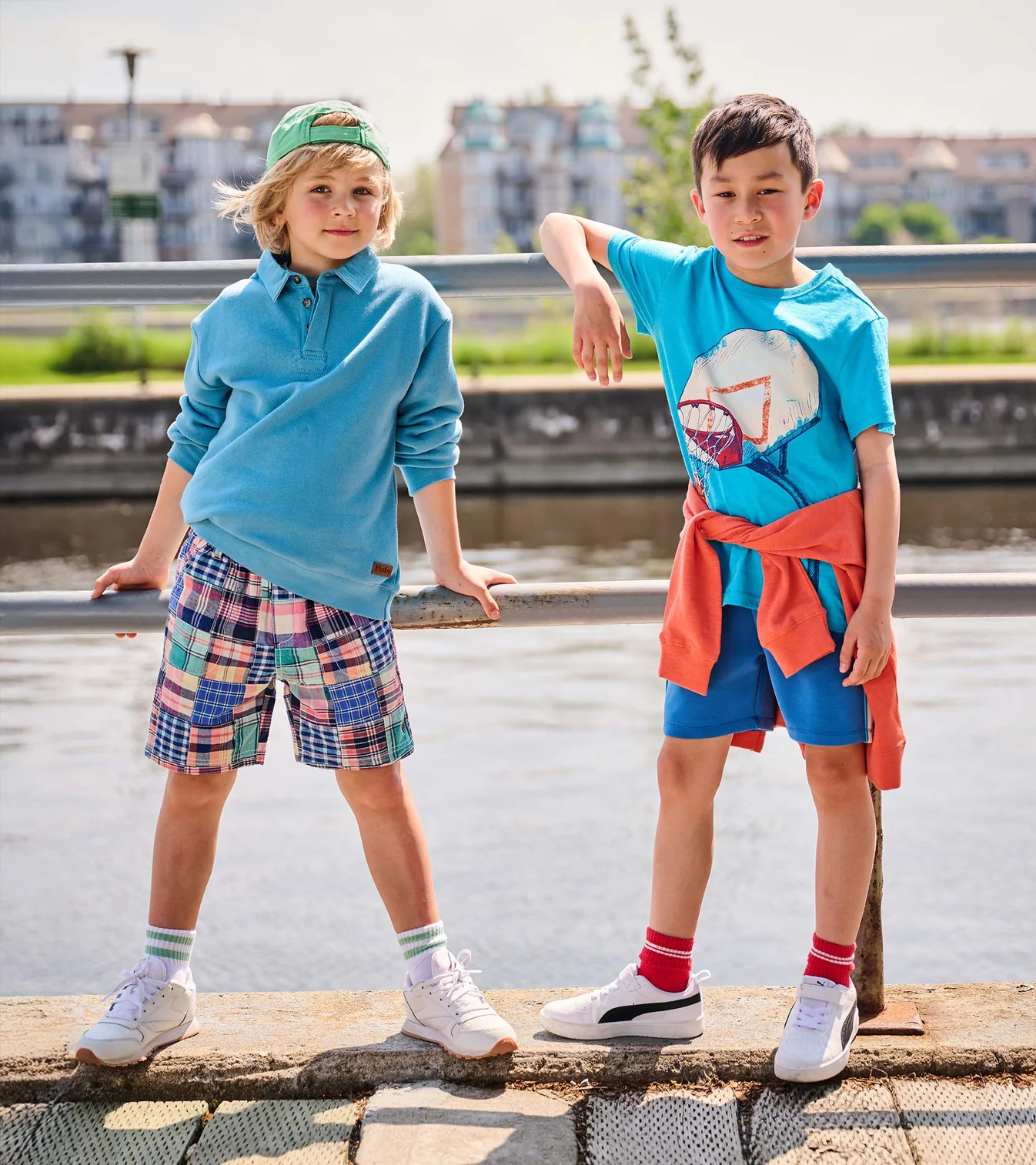 Hatley Kurzarm T-Shirt in Azure Blau - Basketball Hoops Hatley Kurzarm T-Shirt in Azure Blau - Basketball Hoops