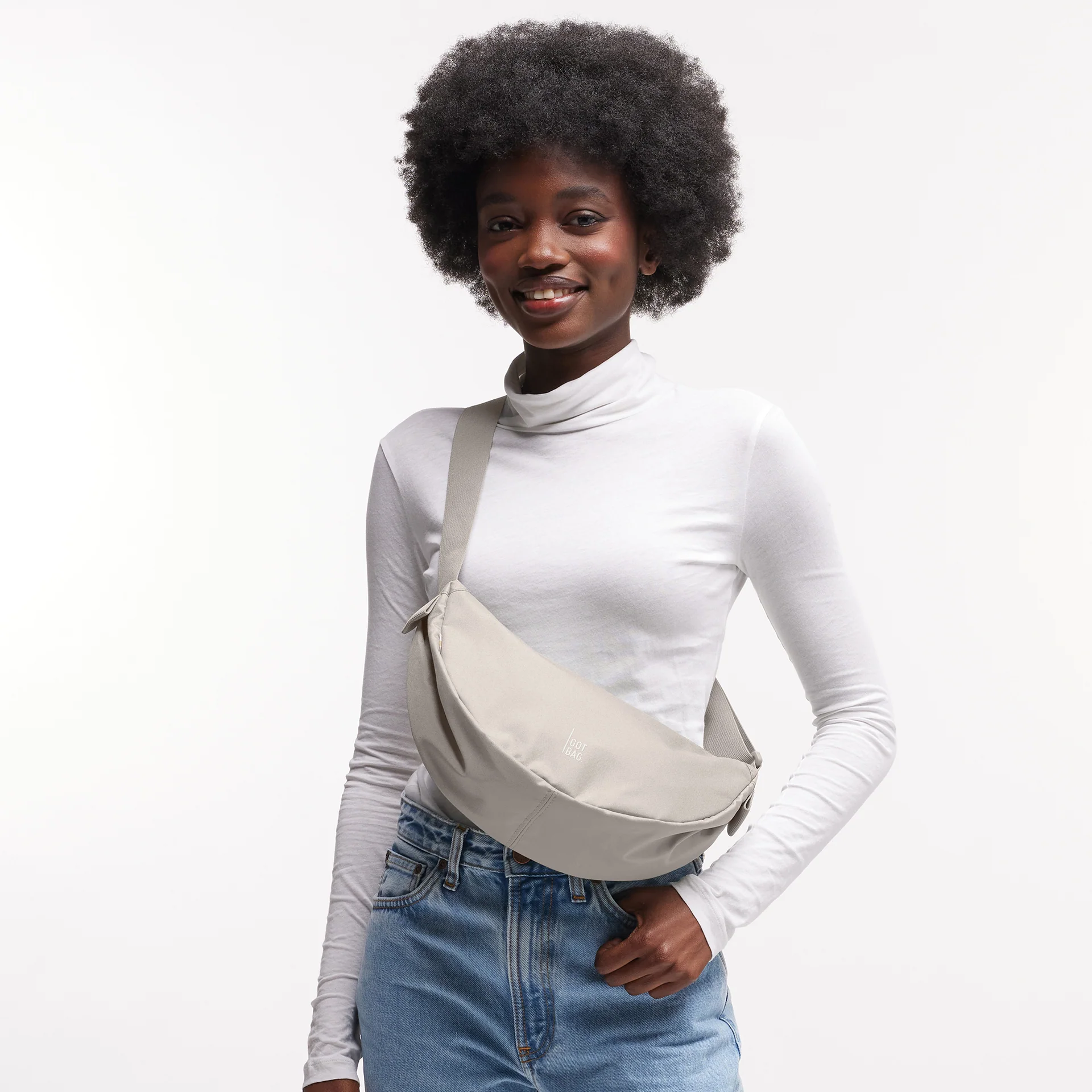 GOT BAG MOON BAG SMALL CLAM - Small Crossbody in Helles Warmes Grau