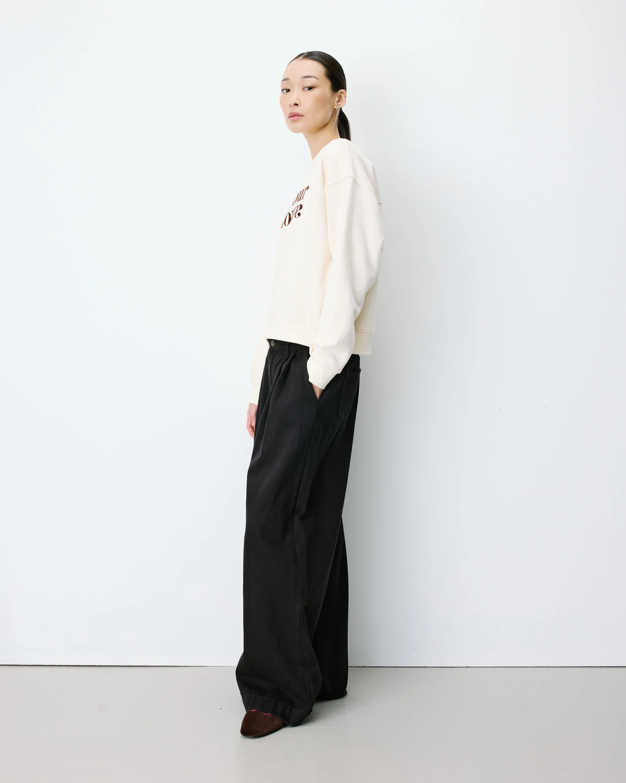 Grace & Mila Amery Sweatshirt in Ecru Creme mit Leo Muster - AMOUR Grace & Mila Amery Sweatshirt in Ecru Creme mit Leo Muster - AMOUR