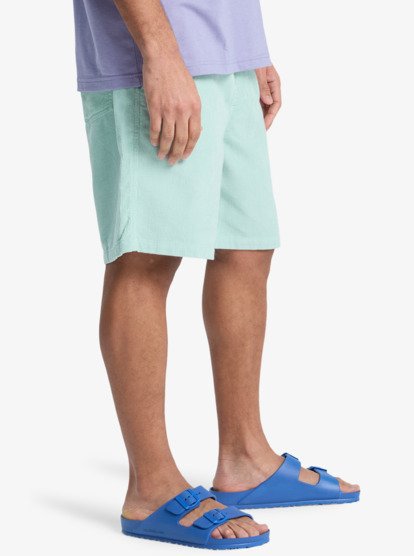 Quiksilver Taxer Cord - Kordshorts für Männer in Blue Haze Quiksilver Taxer Cord - Kordshorts für Männer in Blue Haze