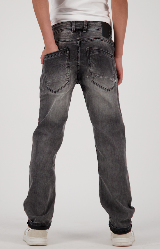 AW23KBD42112_Baggio-Basic_Dark-Grey-Vintage_MODEL3 Vingino Jeans Baggio Basic - Regular Fit Jog Jeans in Dark Grey Vintage