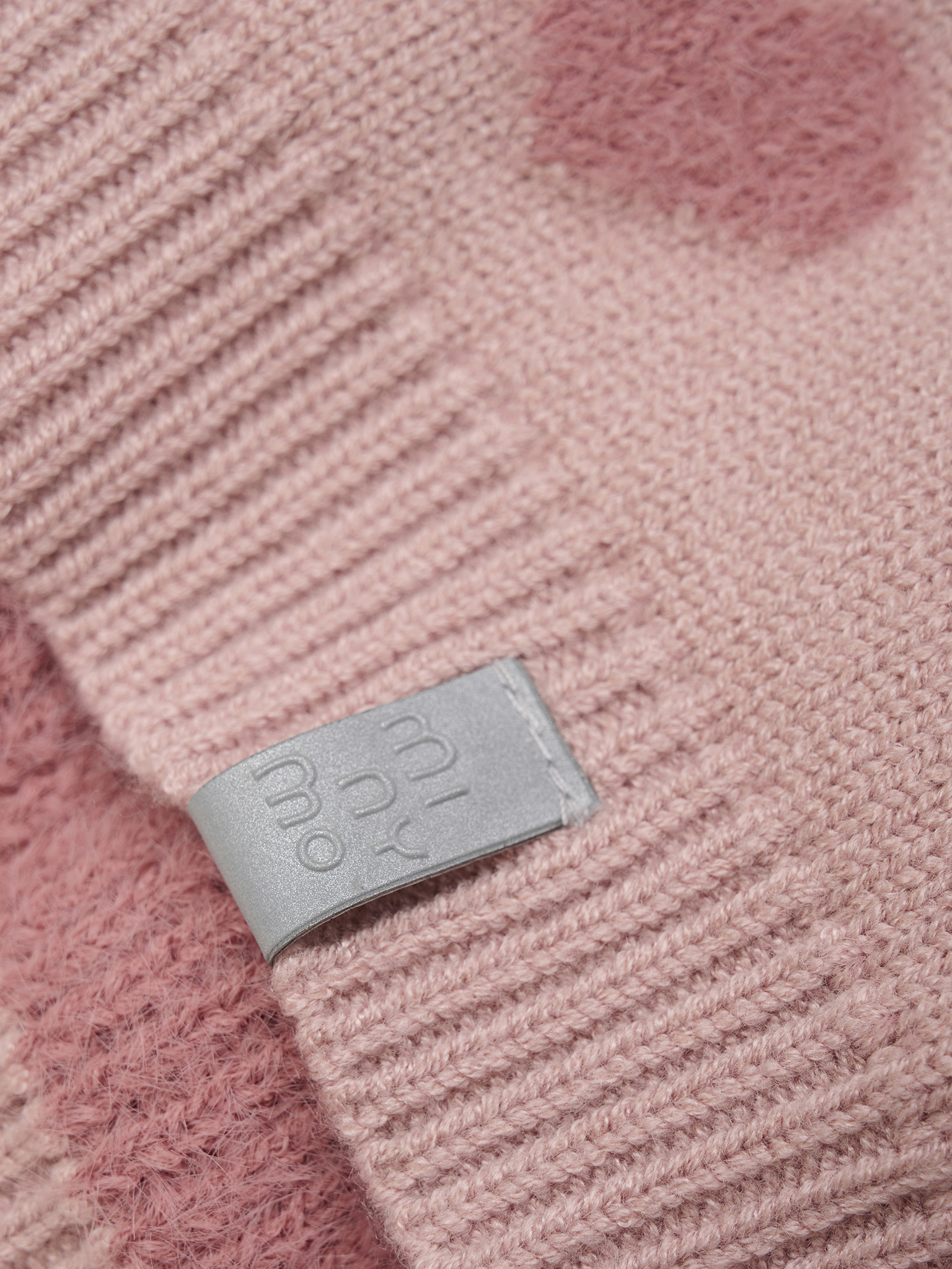 Minymo Wintermütze mit Pompon - Rosa mit Herzen Minymo Wintermütze mit Pompon - Rosa mit Herzen