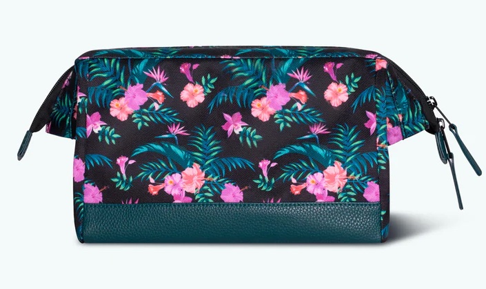TDM-S23-TROUSSE-TRAVEL-KIT-SLOANE-STREET-DOS-RGB-BD_720x-Kopie Cabaia Travel Kit Kulturtasche - Sloane Street - SALE