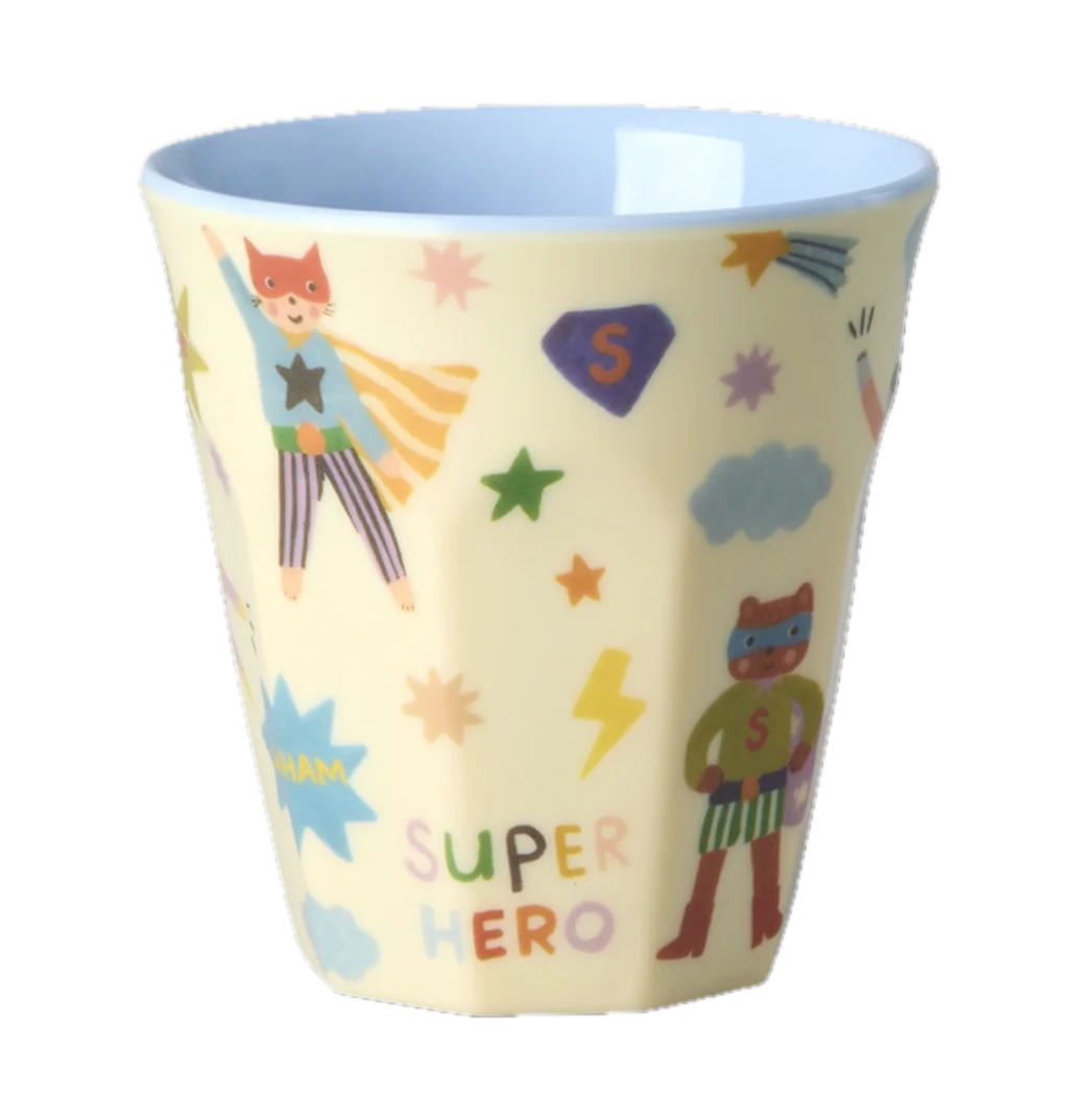 RICE Kleine Kinderbecher - Pink - Hero Print aus Melamin – 160 ml RICE Kleine Kinderbecher - Pink - Hero Print aus Melamin – 160 ml