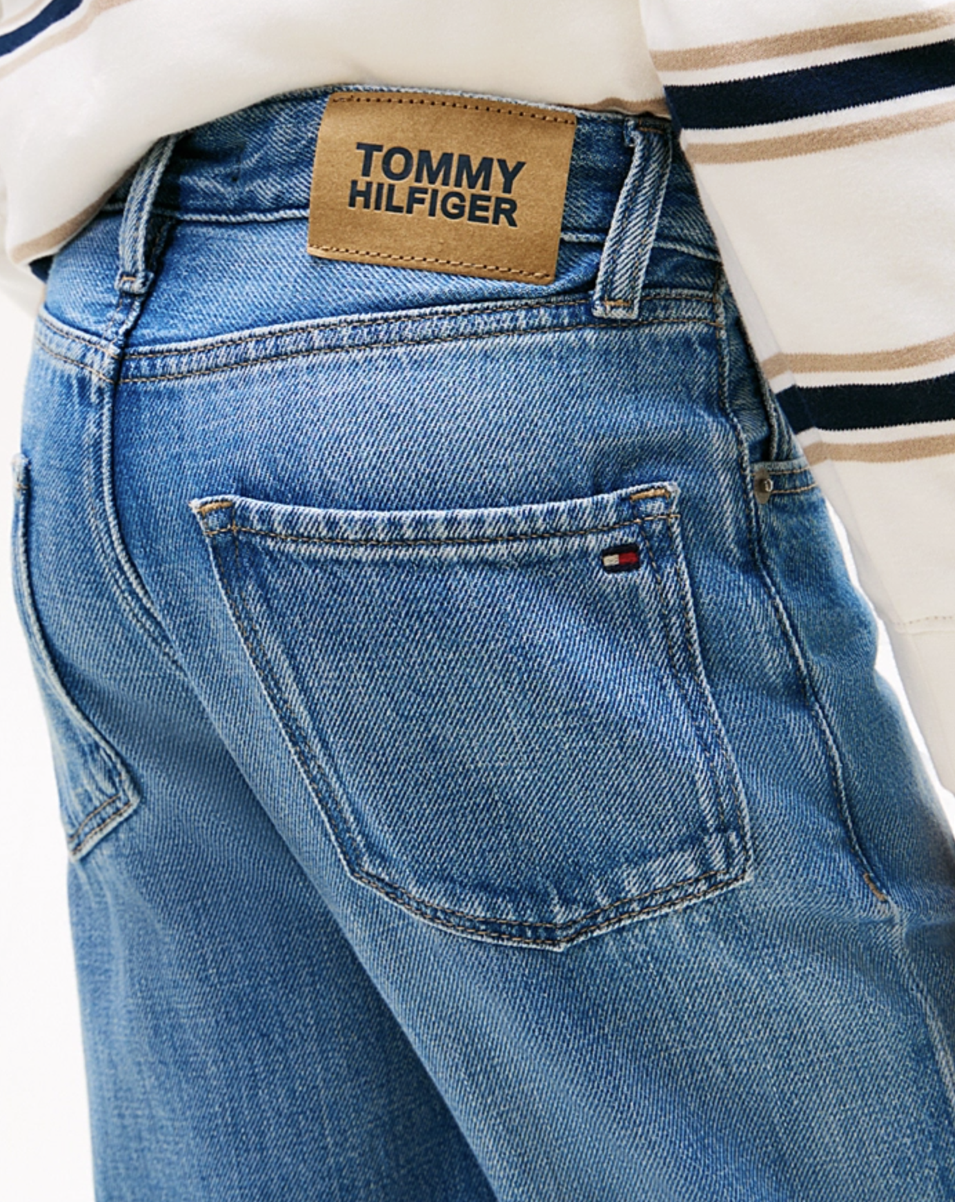 Tommy Hilfiger Jungs Skater Fit Jeans in Washed Blau Tommy Hilfiger Jungs Skater Fit Jeans in Washed Blau