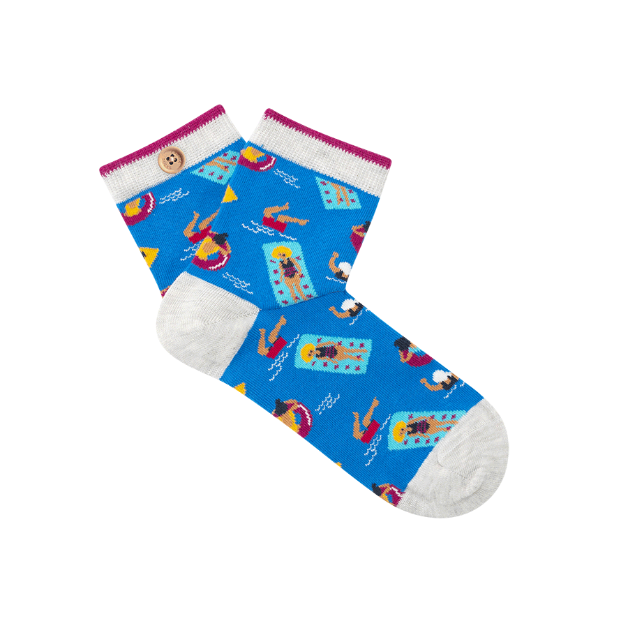 GAC-CABAIA-CHAUSSETTES-SOCKS-WOMEN-GIULIA-ET-GASPARD-BLUE-SS22-HD Cabaia Damen Socken - GIULIA & GASPARD - Schwimmer auf Blau - SALE