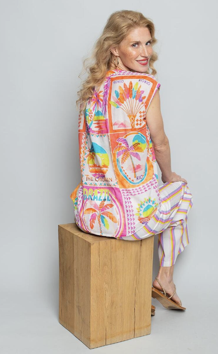 Emily van den Bergh Kurzarm Bluse mit Leuchtenden Tropischen Palmen Print Emily van den Bergh Kurzarm Bluse mit Leuchtenden Tropischen Palmen Print