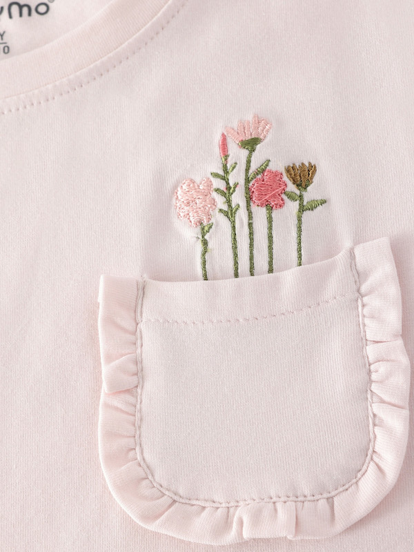 Minymo Kurzarm T-Shirt in Delicacy Rosa mit Tasche voller Blumen