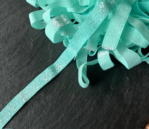 Wowzers Bastelbedarf Glitzer FOE Gummiband Mint Grün - 1 Meter 