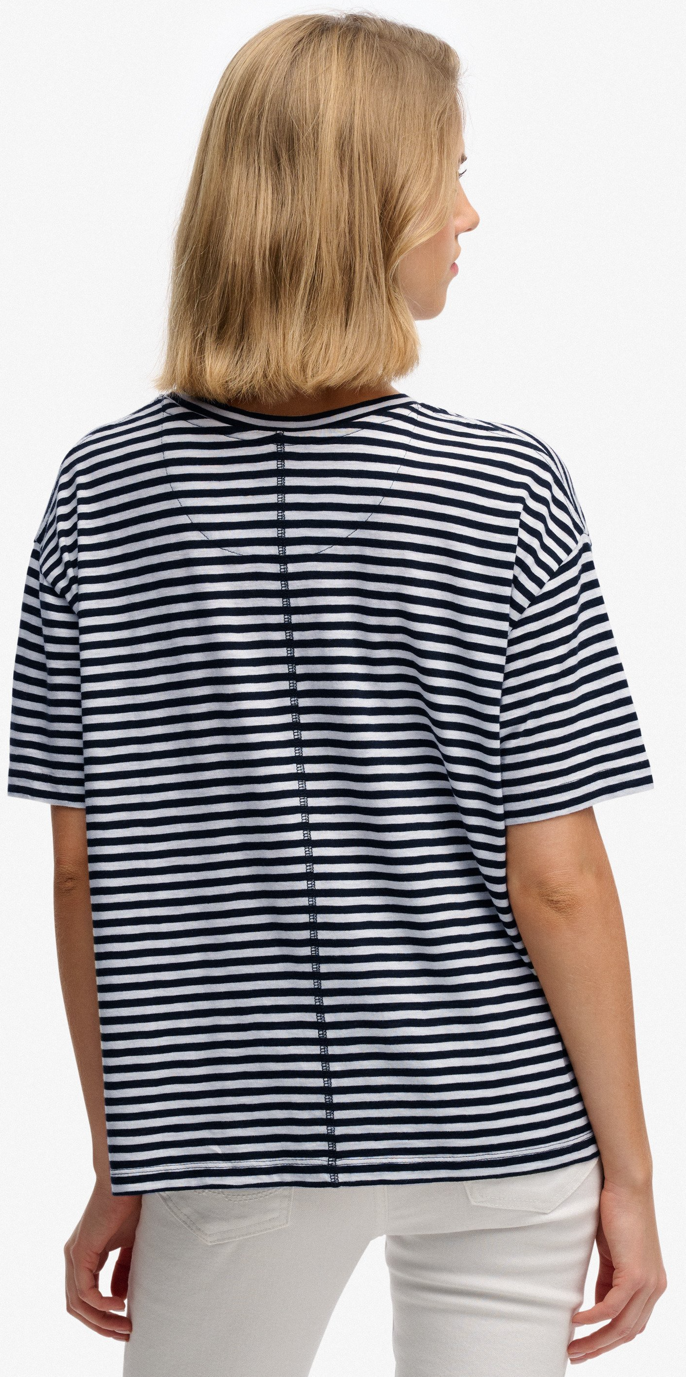 Superdry Damen Studios Crew T-Shirt in Schwarz/Weiß gestreift