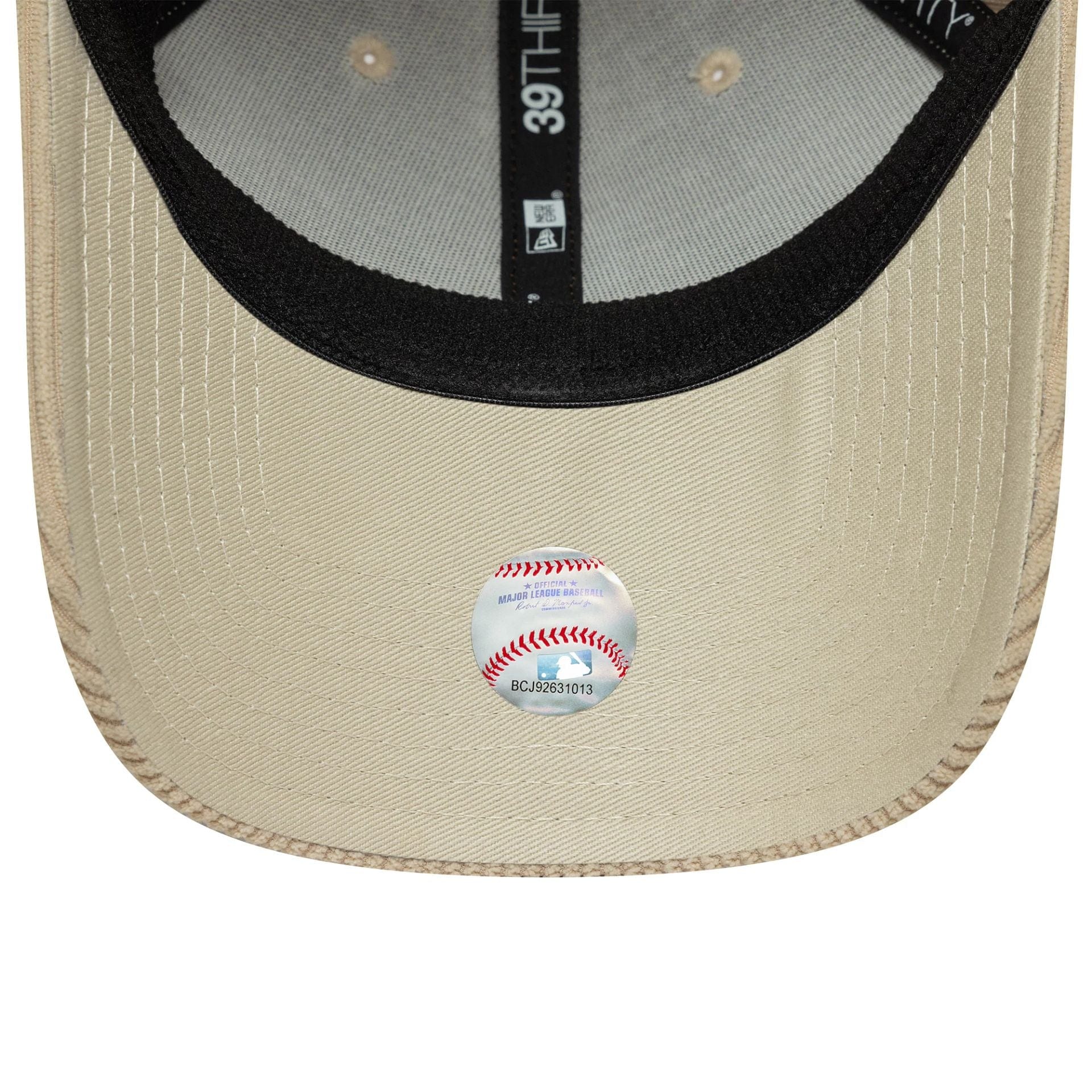 New Era LA Dodgers MLB Cord 39THIRTY Stretch Fit Cap in Creme Beige