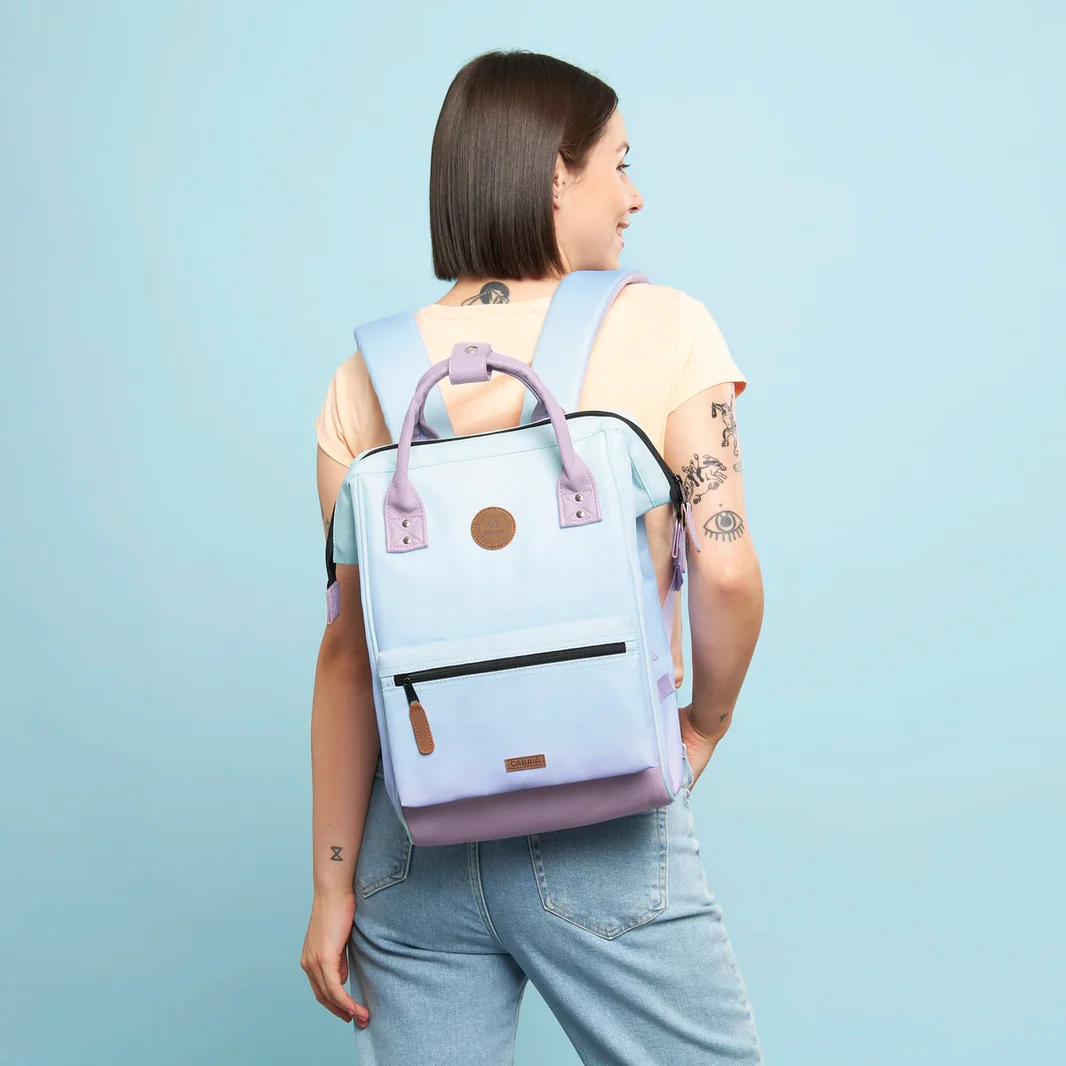 Cabaia Rucksack MYKONOS Medium mit Laptop-Fach Blau/Lila Farbverlauf