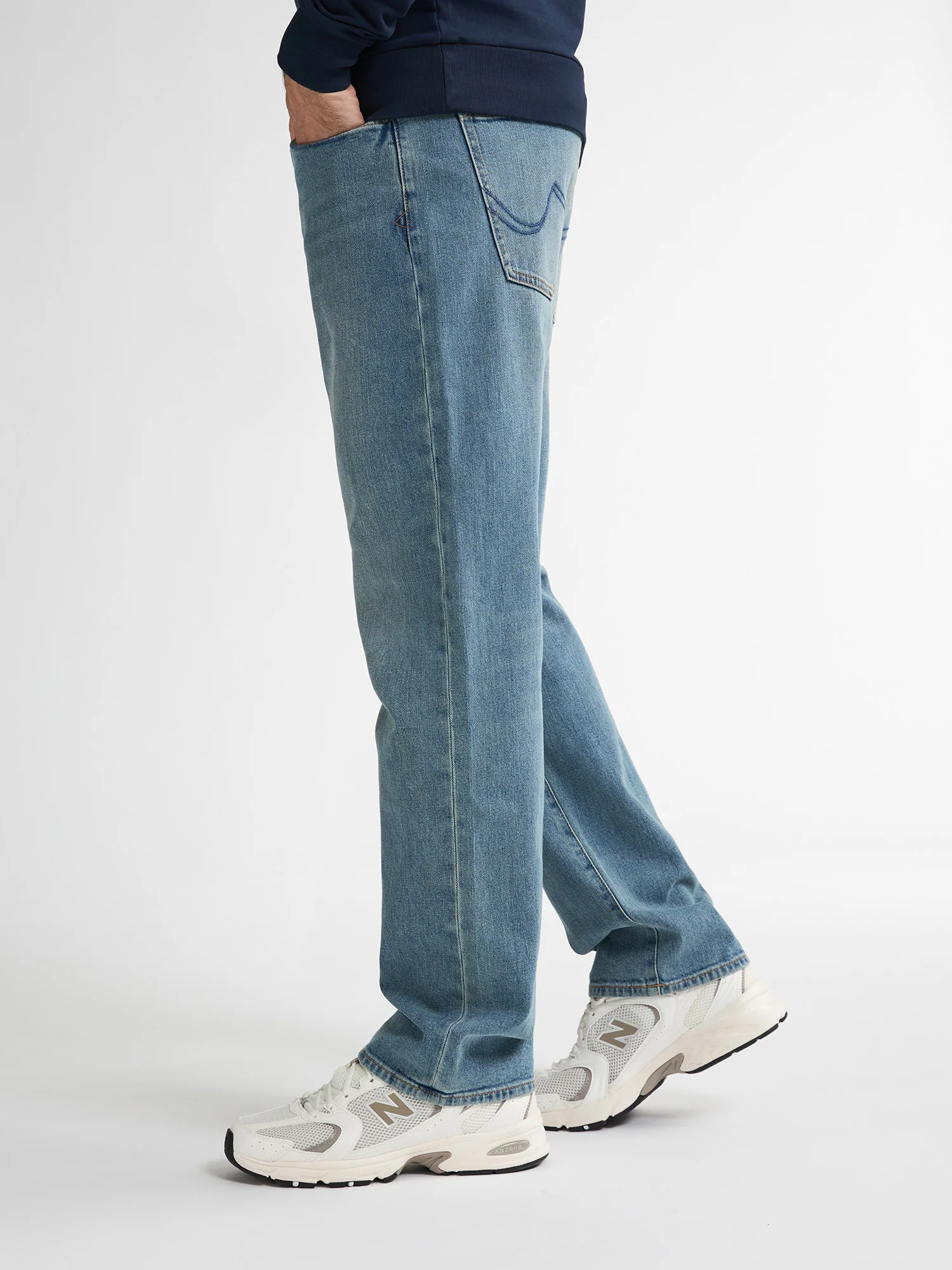 Petrol Industries LEWIS Loose Fit Wide Leg Jeans in Hellblau - Bleached