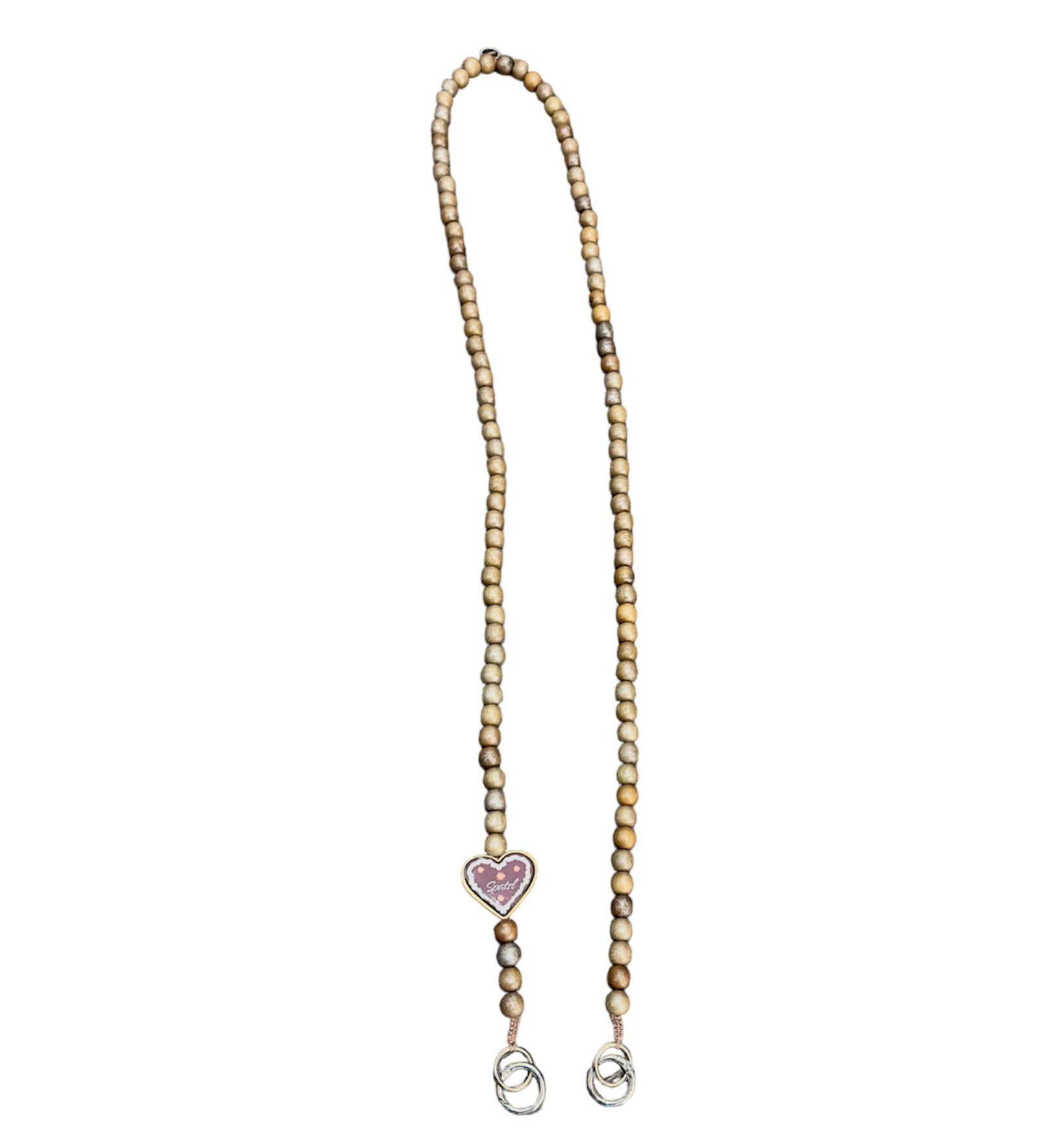 fc472978-a38a-47ce-8a67-db956fb1a568 Mo Beads Holzperlen Handykette in Braun - Charm Lebkuchenherz Spatzl